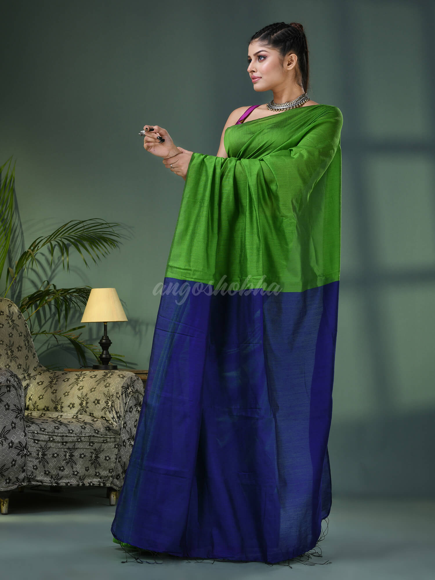 Green Cotton Blend With Blue Pallu Handloom Saree