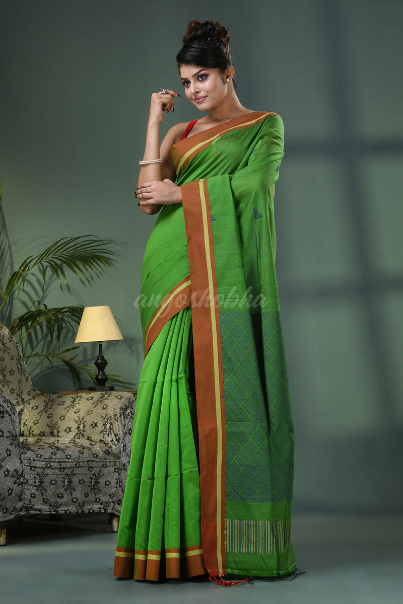 Green Cotton Blend Jacquard Work Handloom Saree