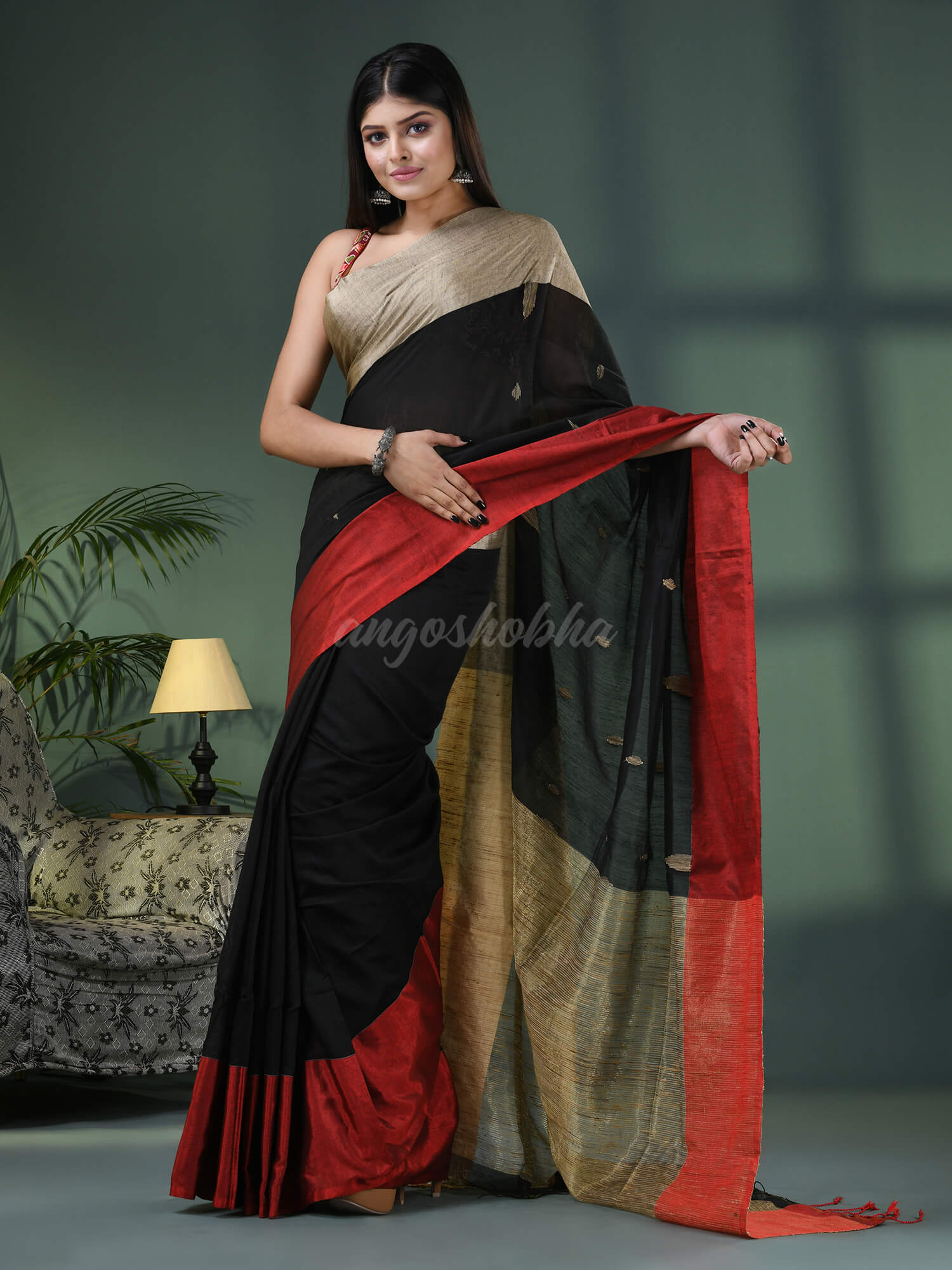 Black Cotton Blend Ganga Yamuna Border Handloom Saree