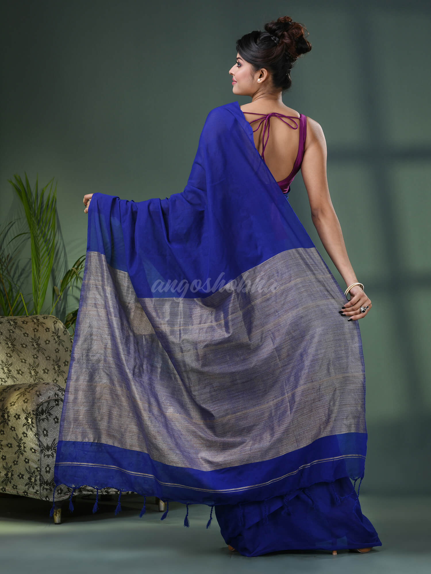 Blue Cotton Blend Dupion Silk Pallu Handloom Saree