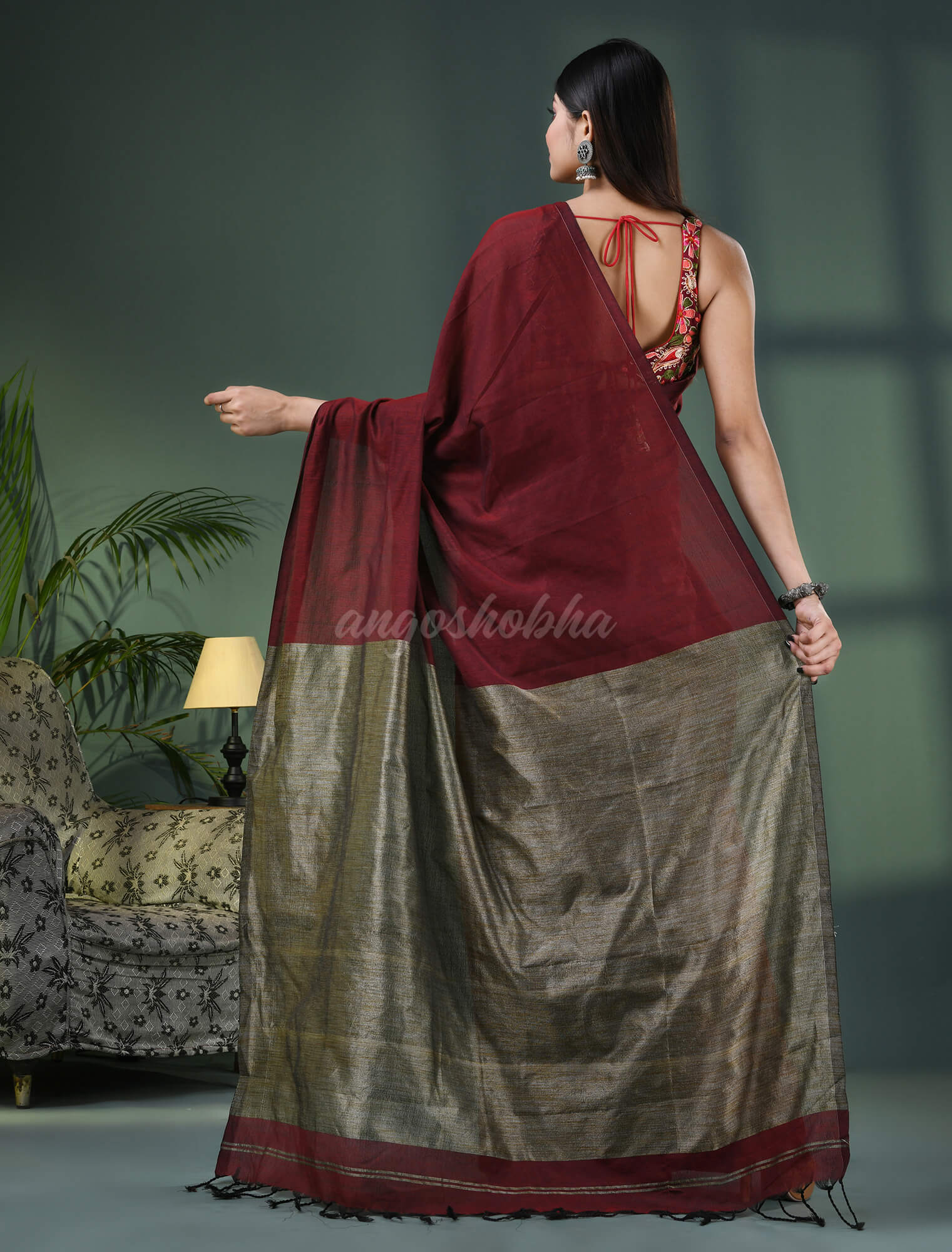 Maroon Cotton Blend Dupion Silk Pallu Handloom Saree