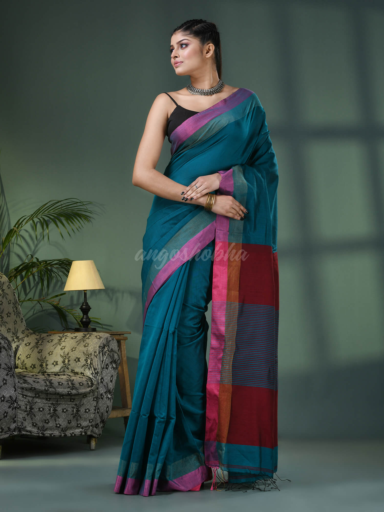 Deep Teal Cotton Blend Solid Border Handloom Saree