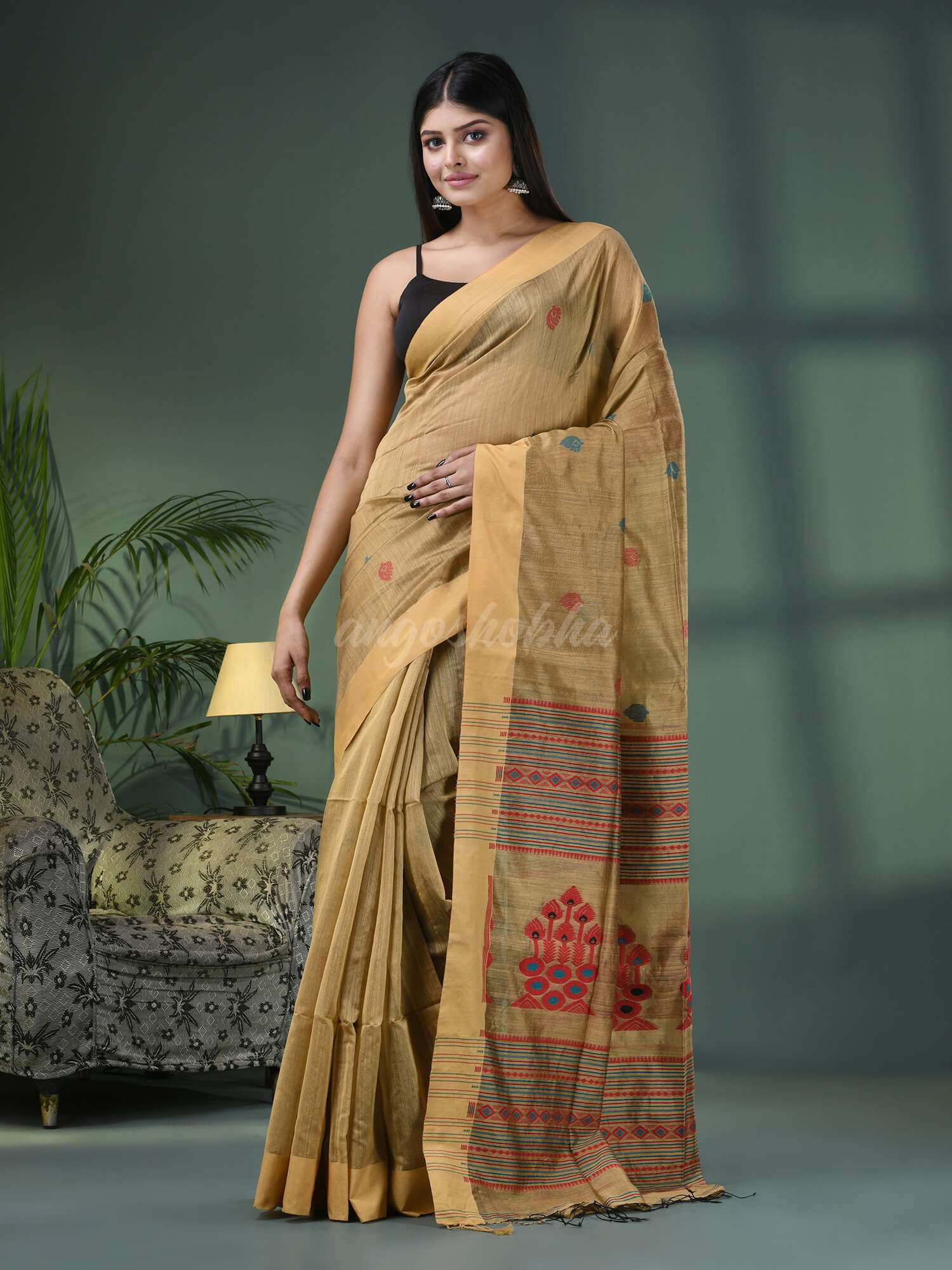 Beige Cotton Blend Jacquard Work Handloom Saree