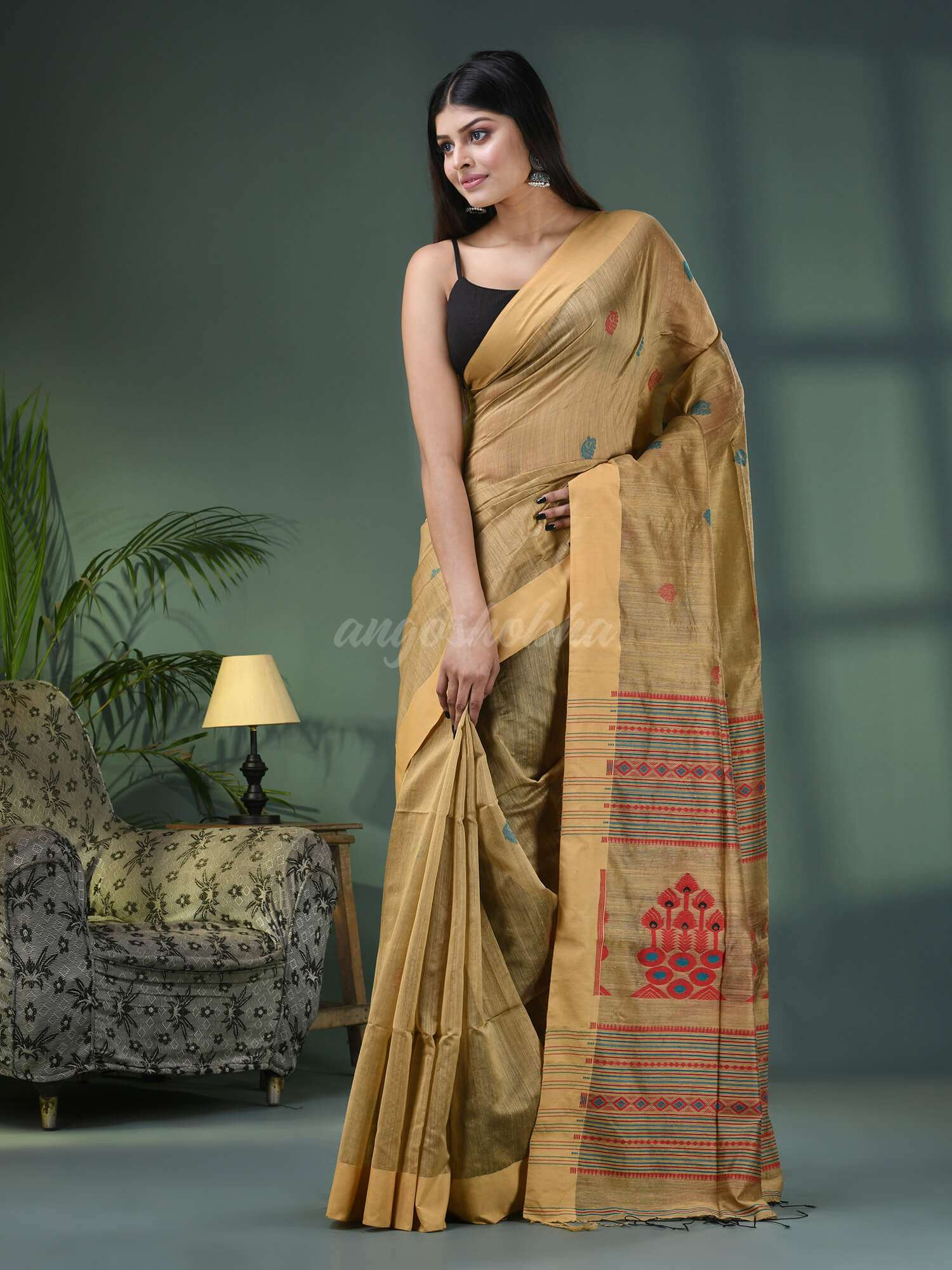 Beige Cotton Blend Jacquard Work Handloom Saree