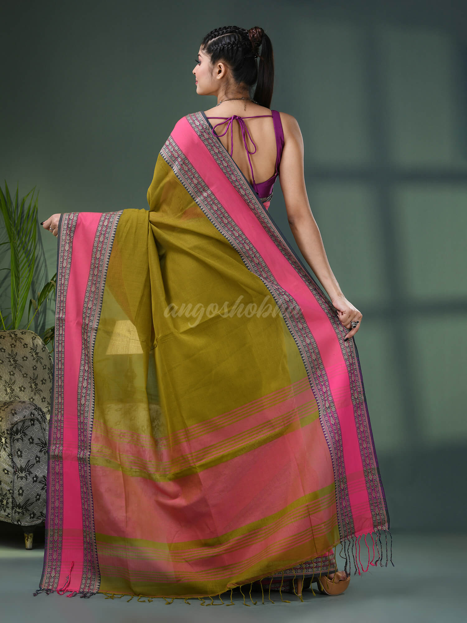 Moss Green Cotton Jacquard Border Handloom Saree