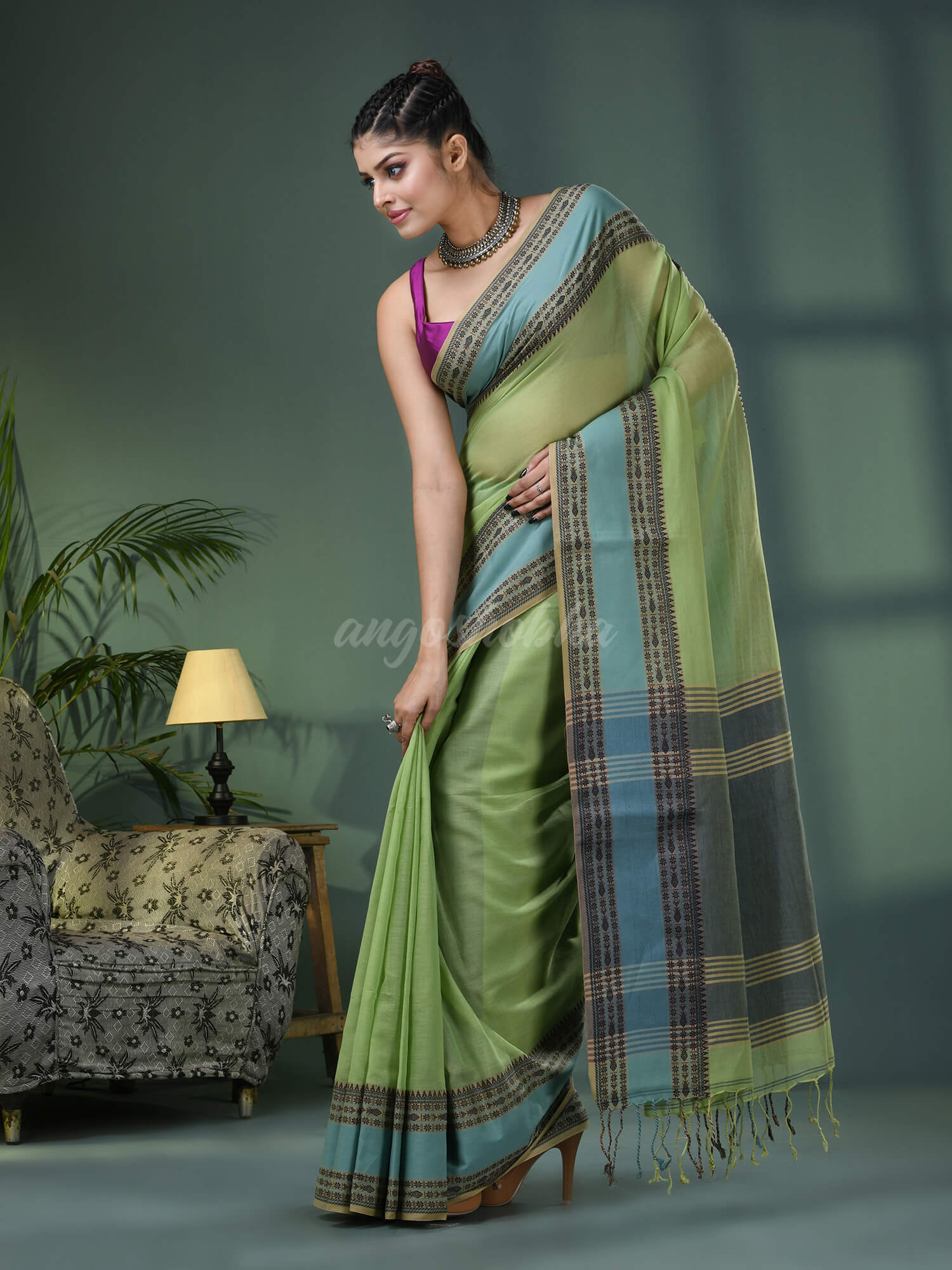 Olive Green Cotton Jacquard Border Handloom Saree