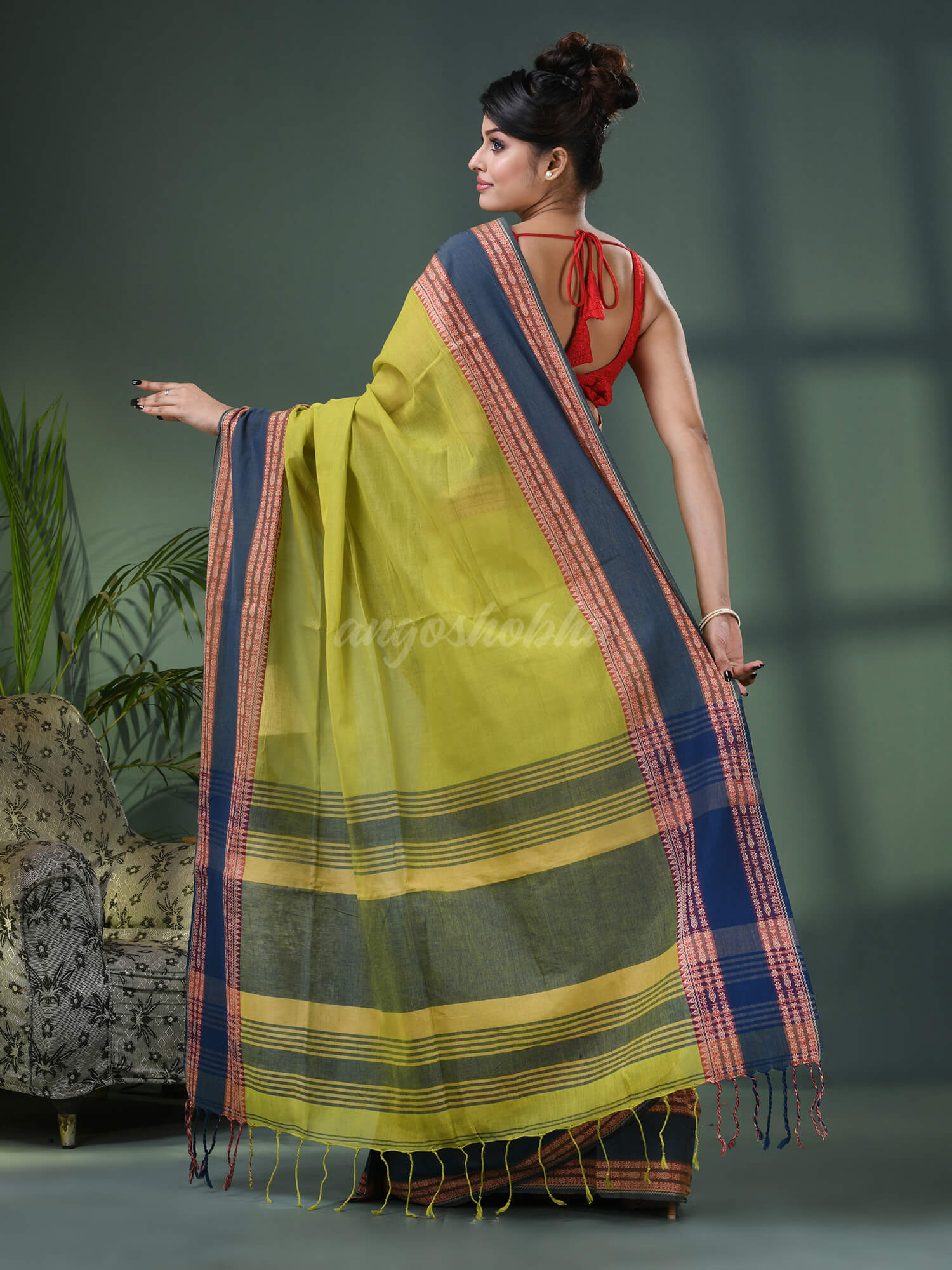 Lime Green Cotton Jacquard Border Handloom Saree