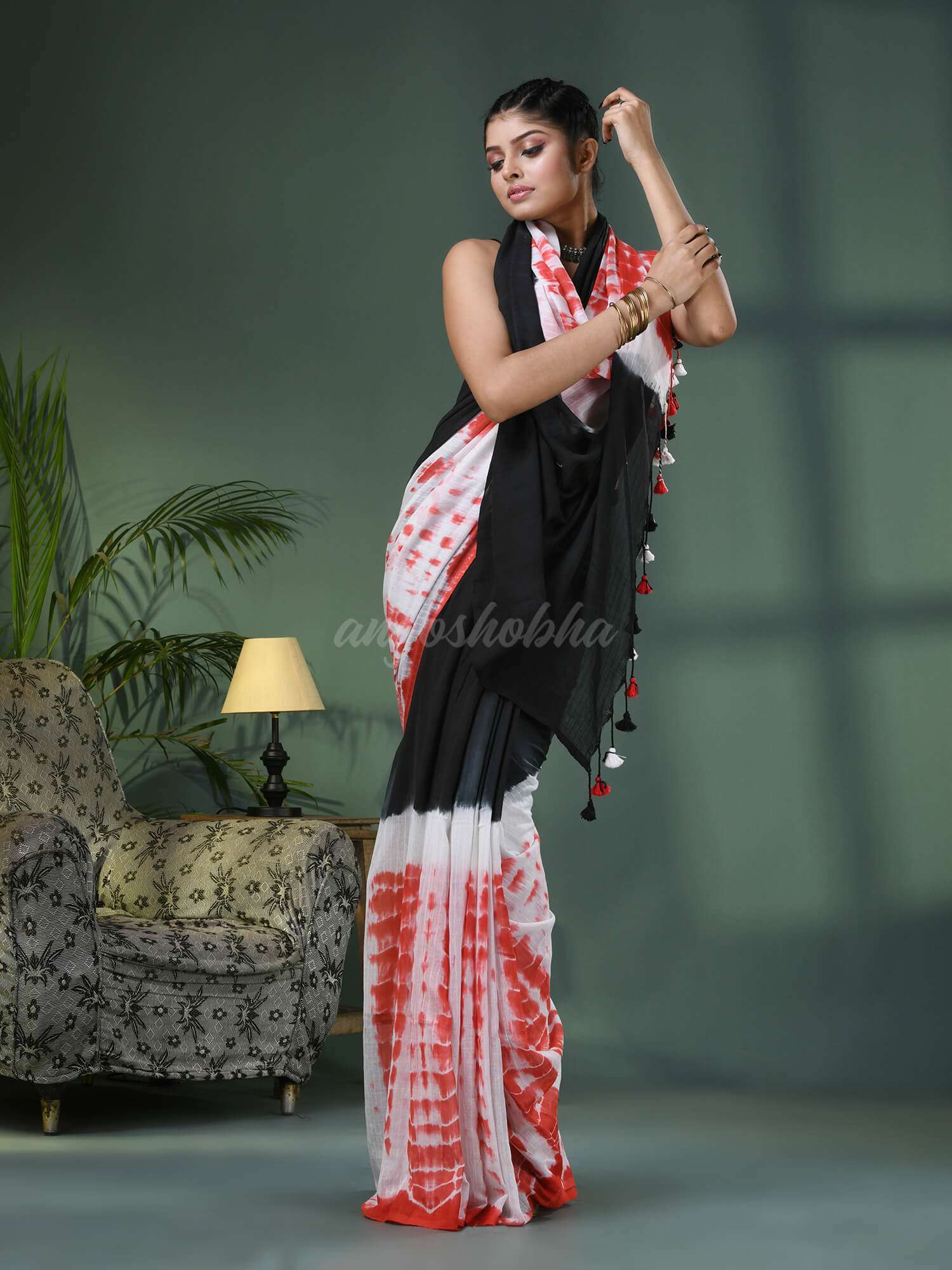 Black & White Cotton Srivari Handloom Saree