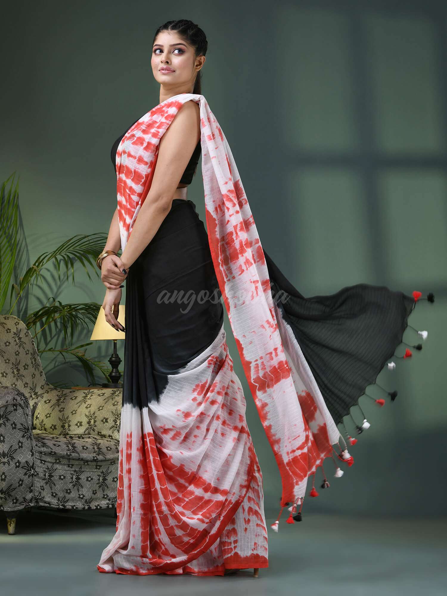 Black & White Cotton Srivari Handloom Saree