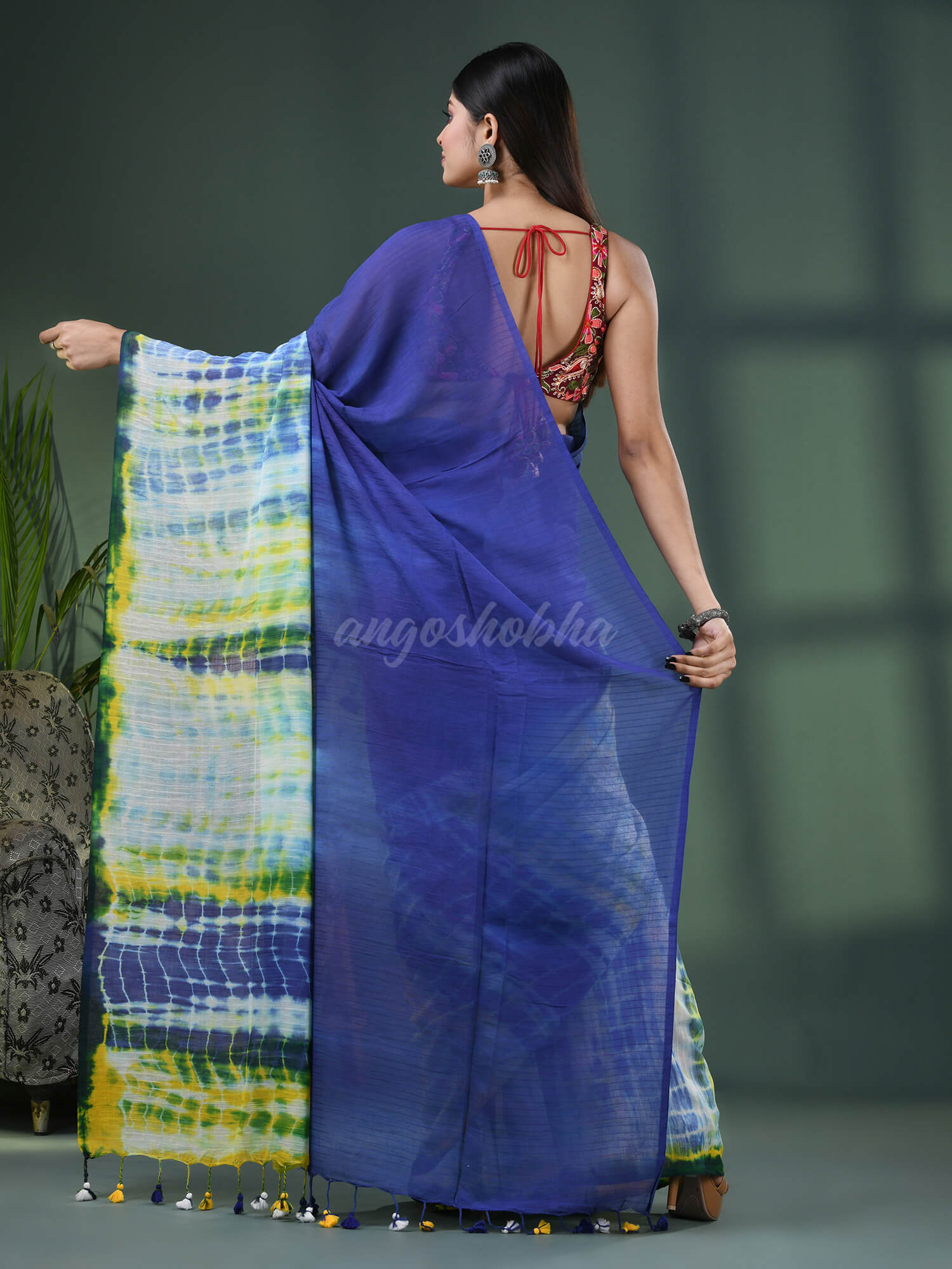 Blue & White Cotton Srivari Handloom Saree