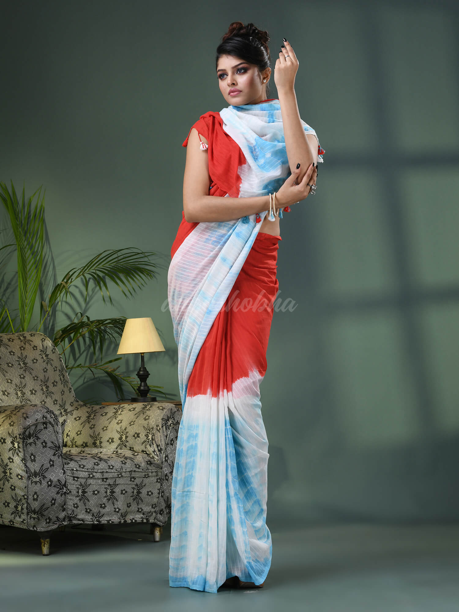 Red & Sky Blue Cotton Srivari Handloom Saree
