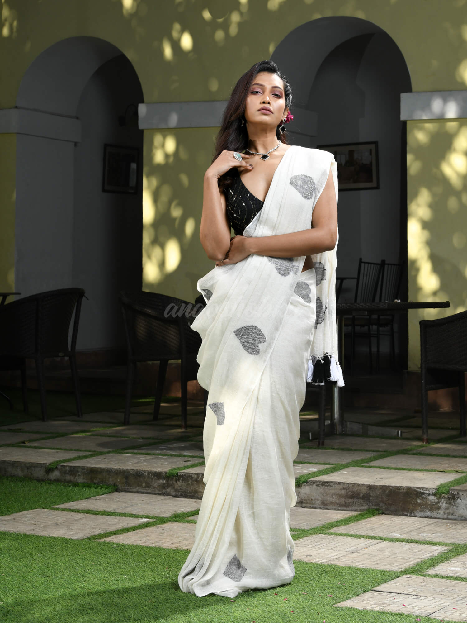 White Linen Black Deck Of Cards Design Handwoven Saree