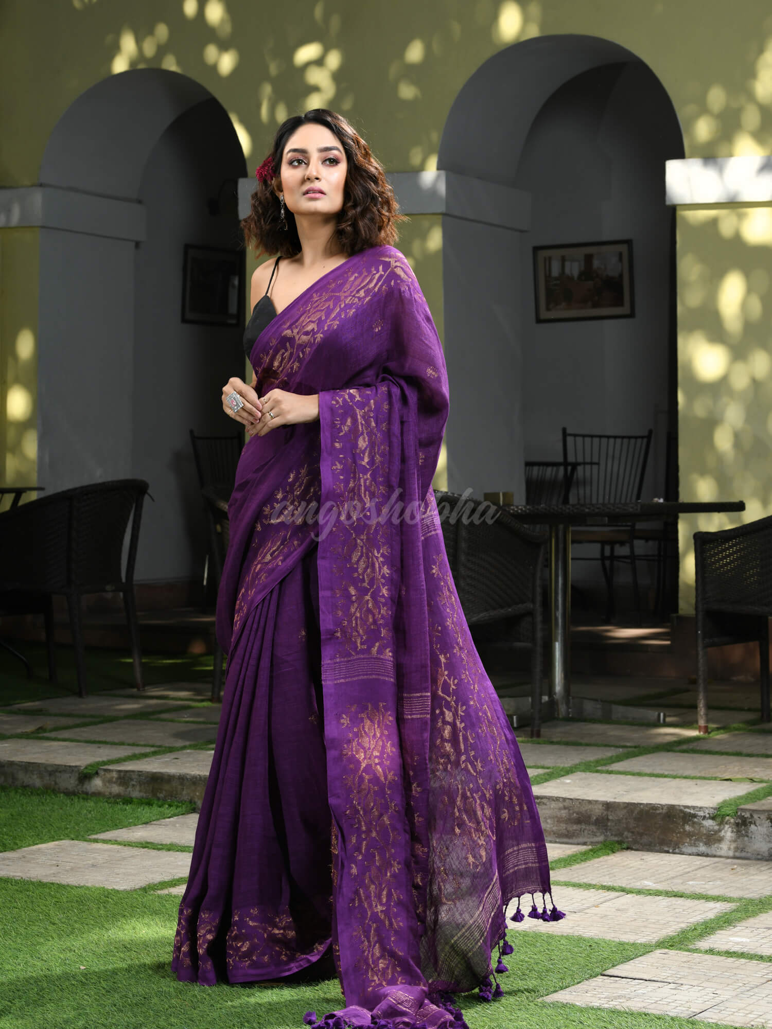 Violet Linen Broder With Pallu Jacquard Zari Work Handwoven Saree