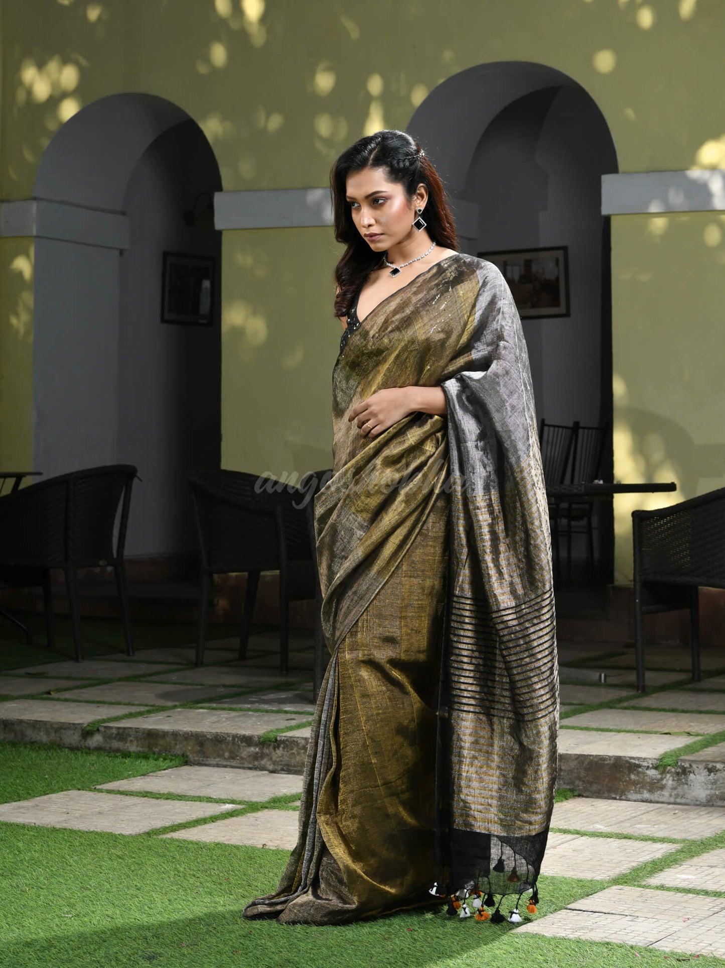 Multi Colour Linen Zari Tissue Handwoven tissue Saree