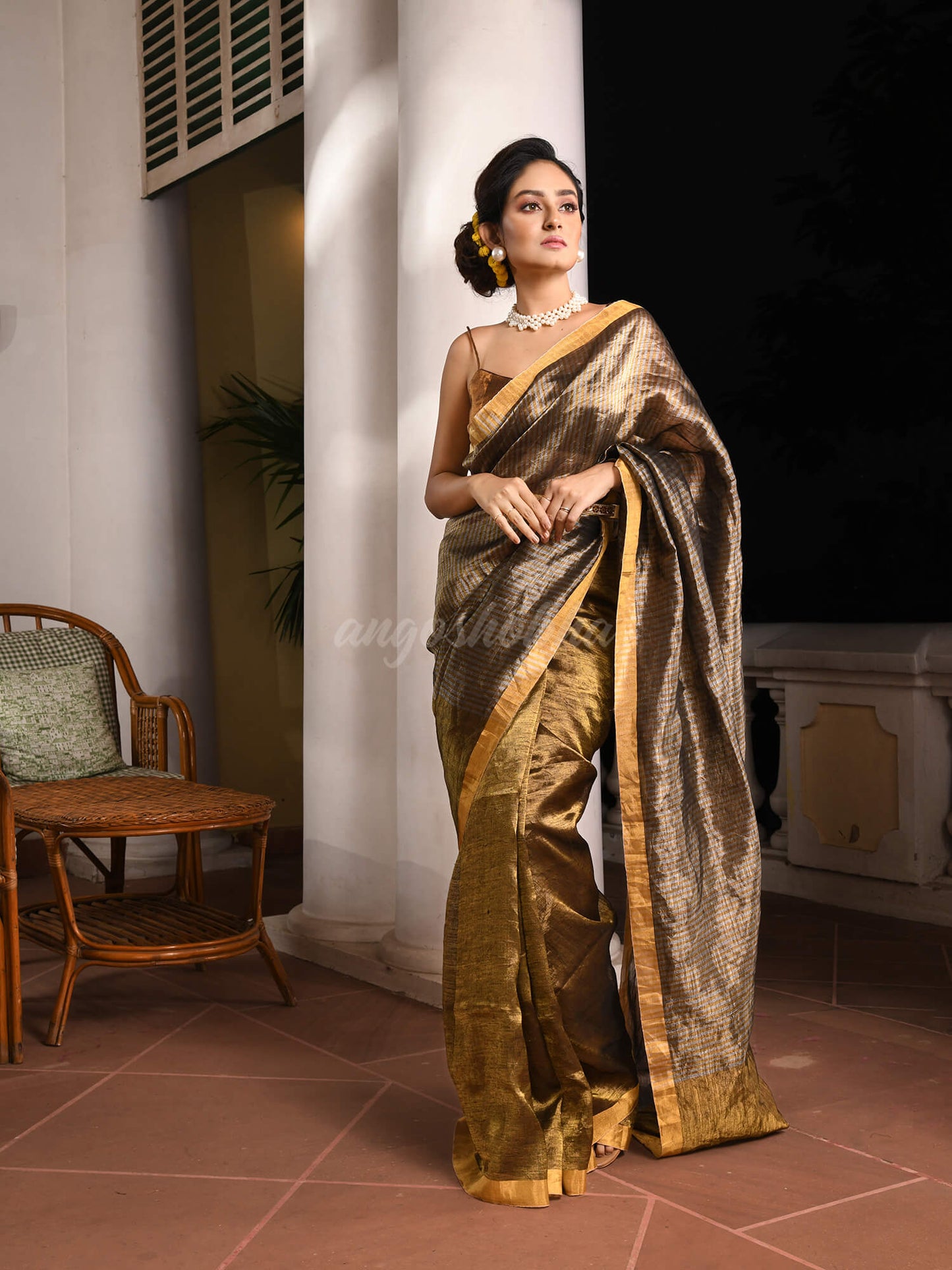 Golden Linen With Pallu Silver Zari Check Handwoven Tissue Saree