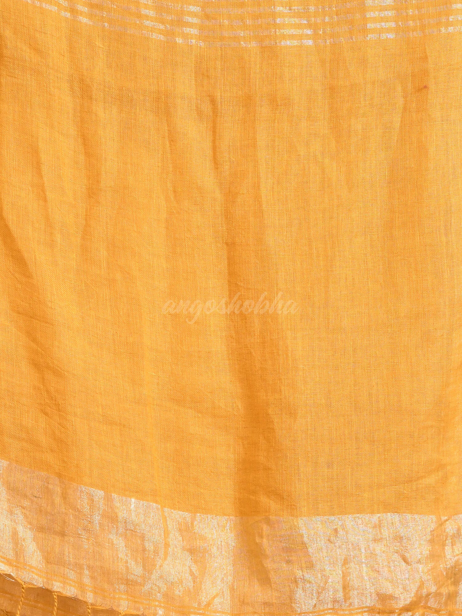Mustard Linen With Pallu Silver Zari Check Handwoven Saree