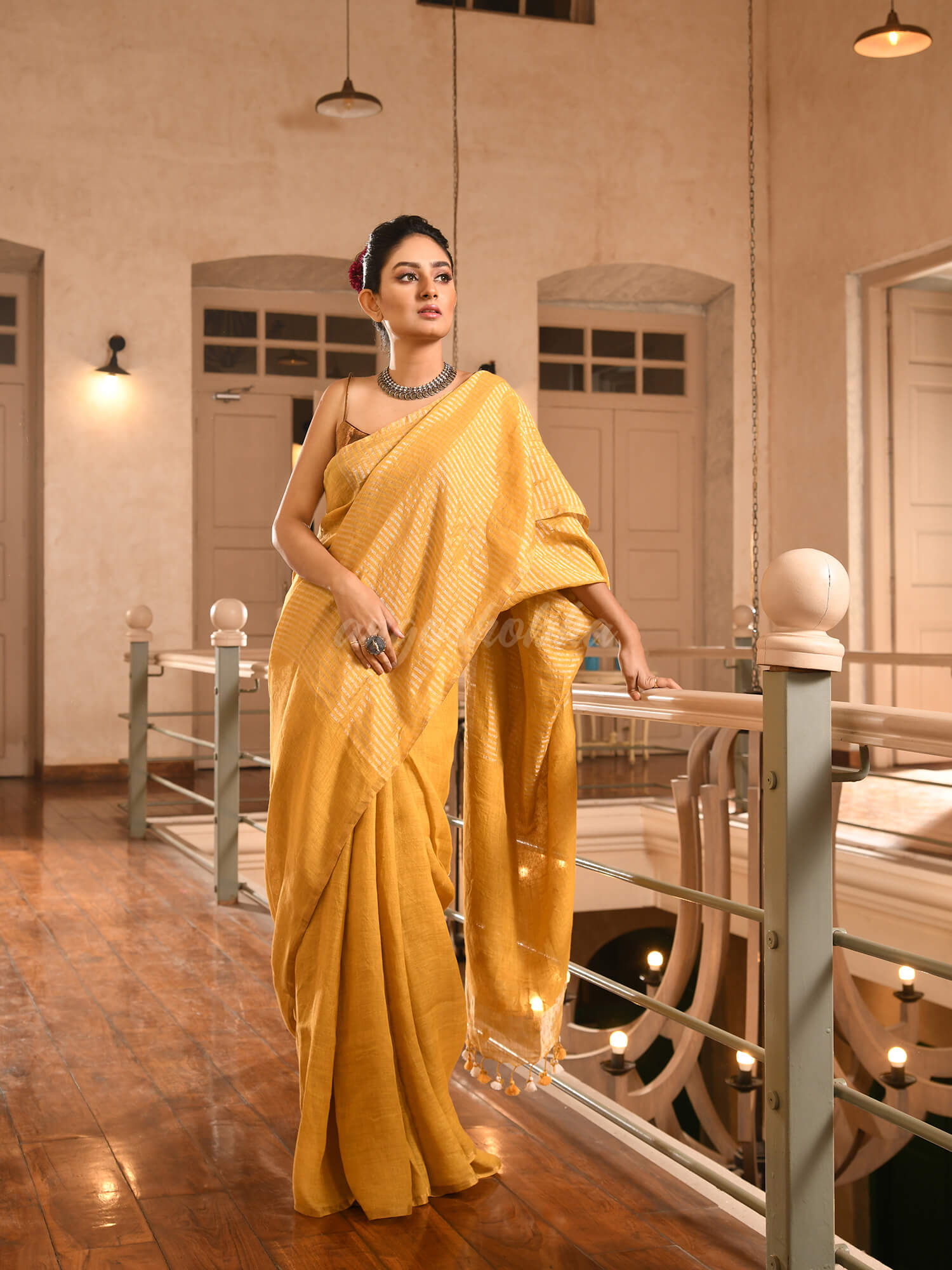 Mustard Linen With Pallu Silver Zari Check Handwoven Saree