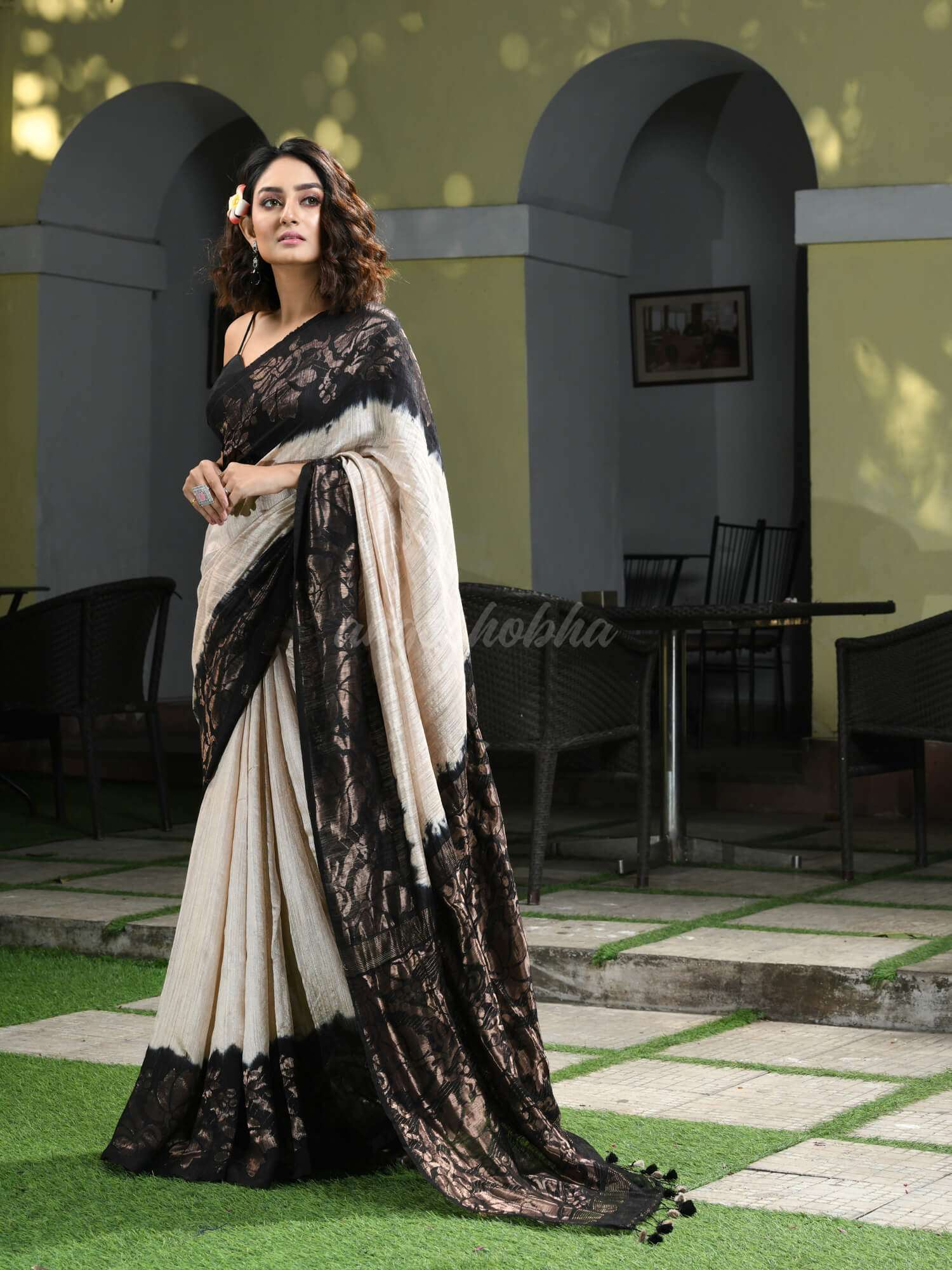 Beige Matka Silk Black Taidai Jacquard Saree