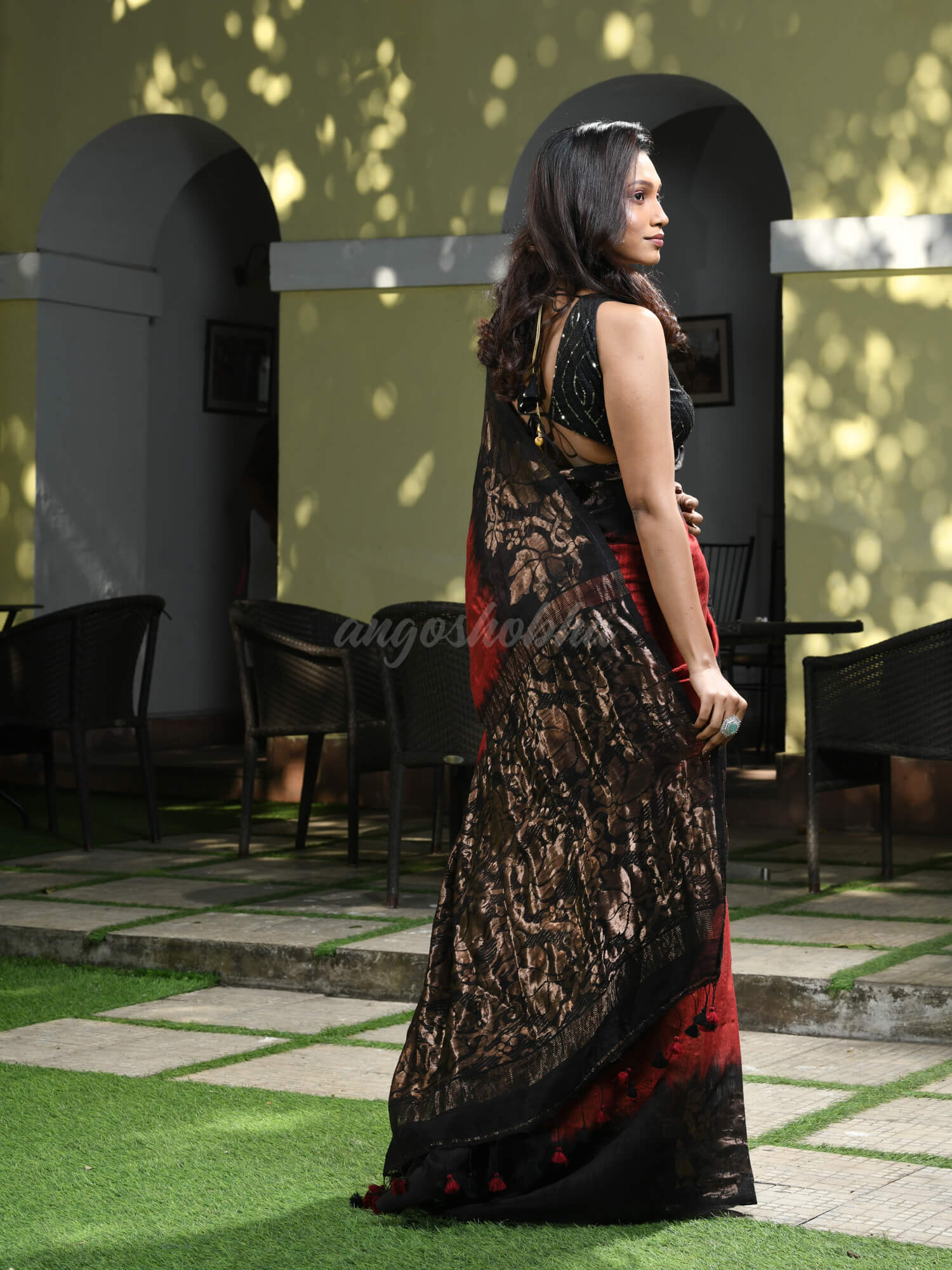 Maroon Matka Silk Black Taidai Jacquard Saree