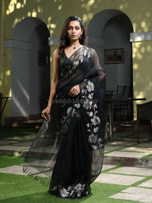 Black Silk White Flowers Motive Handwoven Muslin Saree