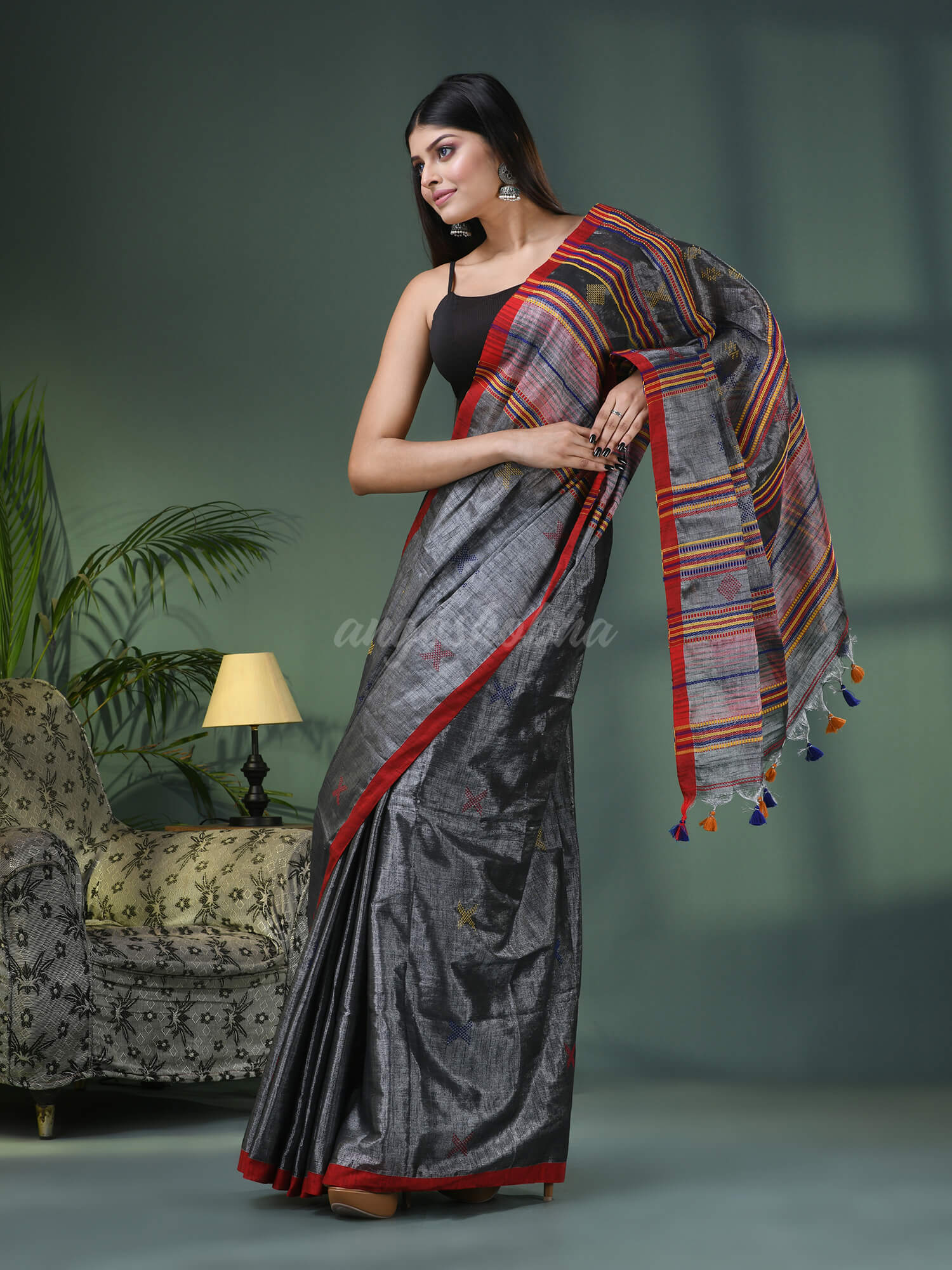 Grey Zari Cotton All Body Kantha Buti Handloom Tissue Saree