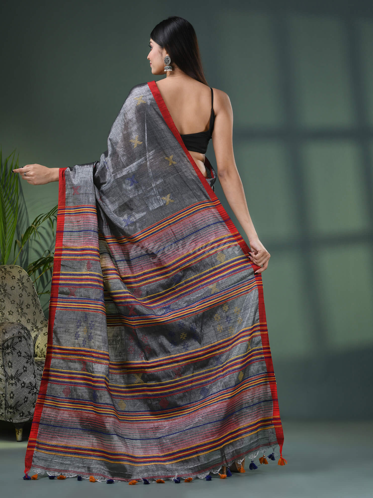 Grey Zari Cotton All Body Kantha Buti Handloom Tissue Saree