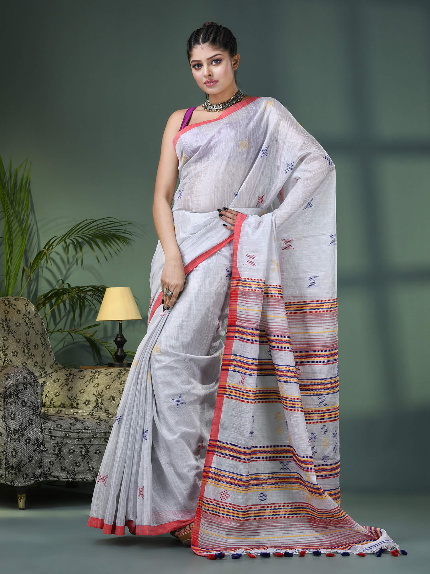 Silver Zari Cotton All Body Kantha Buti Handloom Tissue Saree