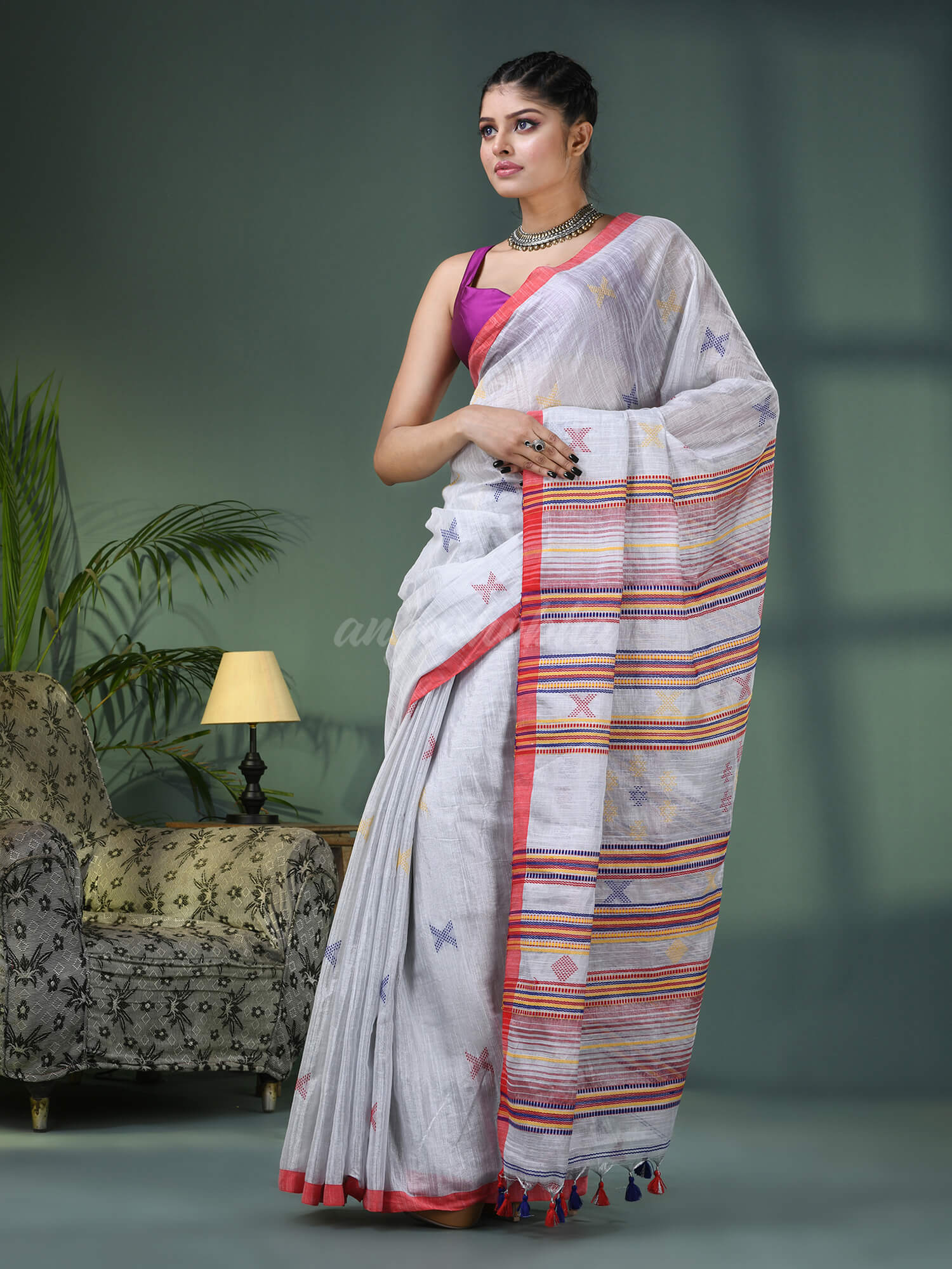 Silver Zari Cotton All Body Kantha Buti Handloom Tissue Saree