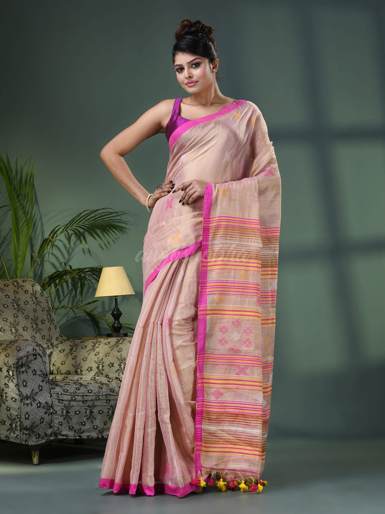Faded Pink Zari Cotton All Body Kantha Buti Handloom Tissue Saree