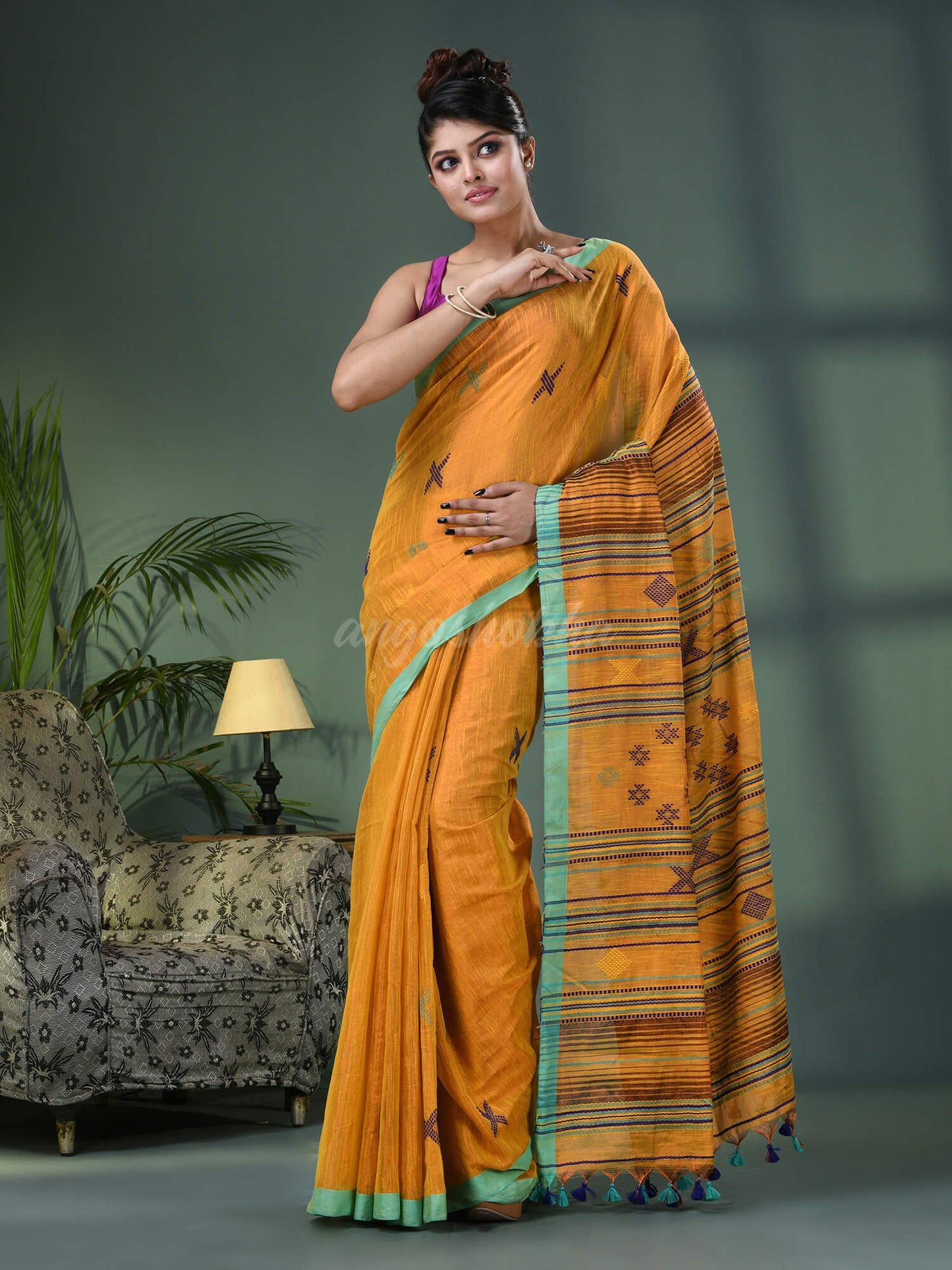 Yellow Zari Cotton All Body Kantha Buti Handloom Tissue Saree