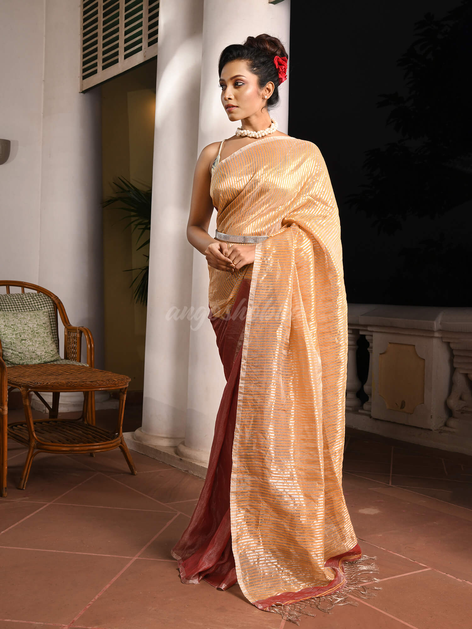 Maroon Linen Silver Zari Check Pallu Handwoven tissue saree