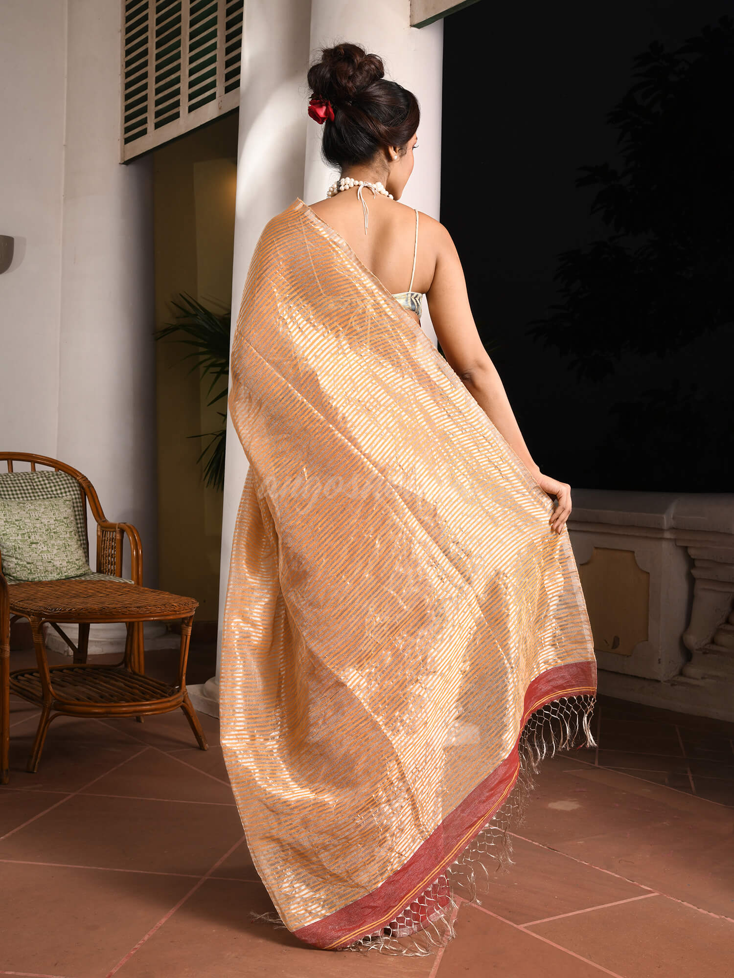 Maroon Linen Silver Zari Check Pallu Handwoven tissue saree