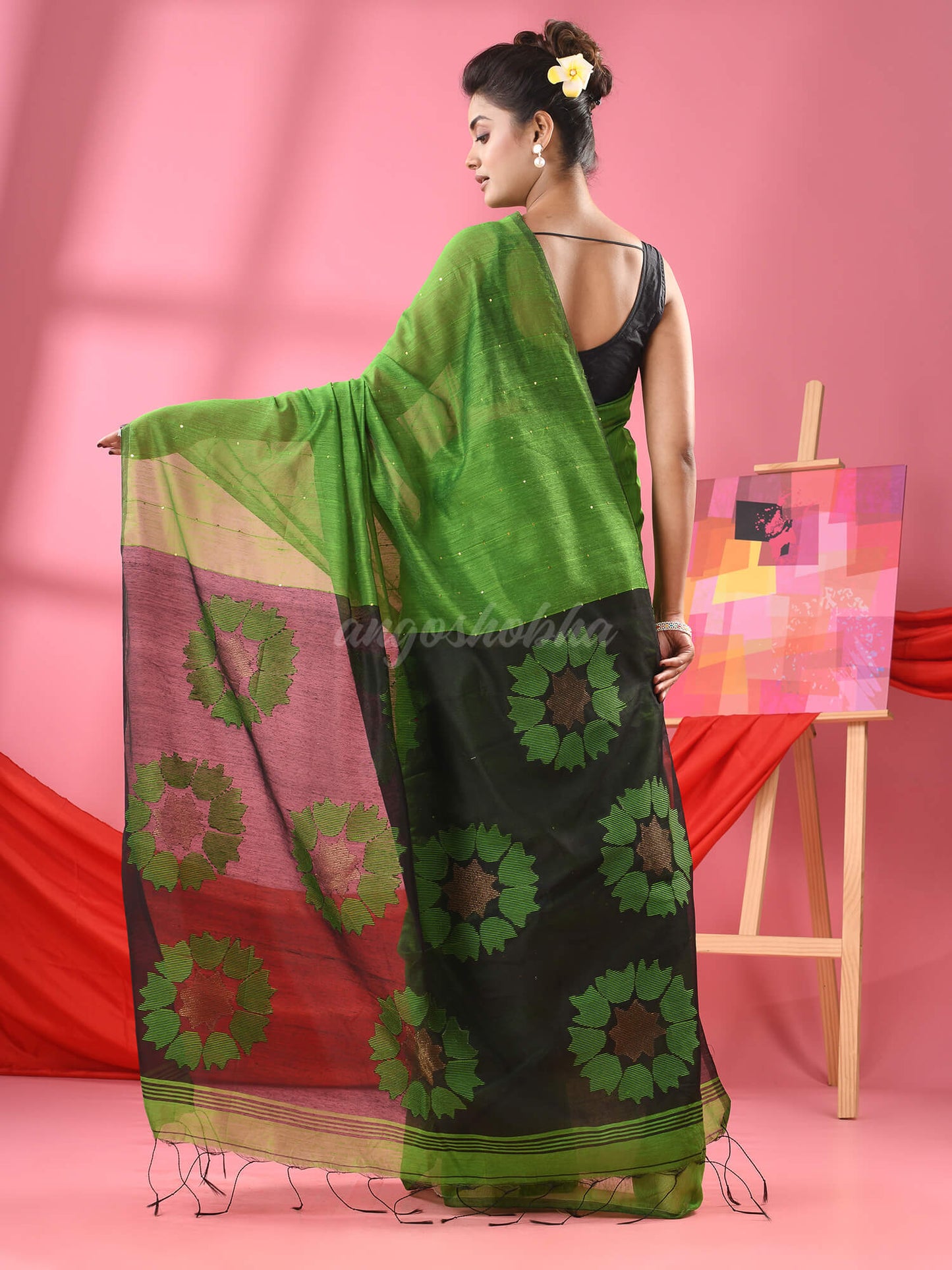 Green Cotton Blend Handloom Jamdani Saree