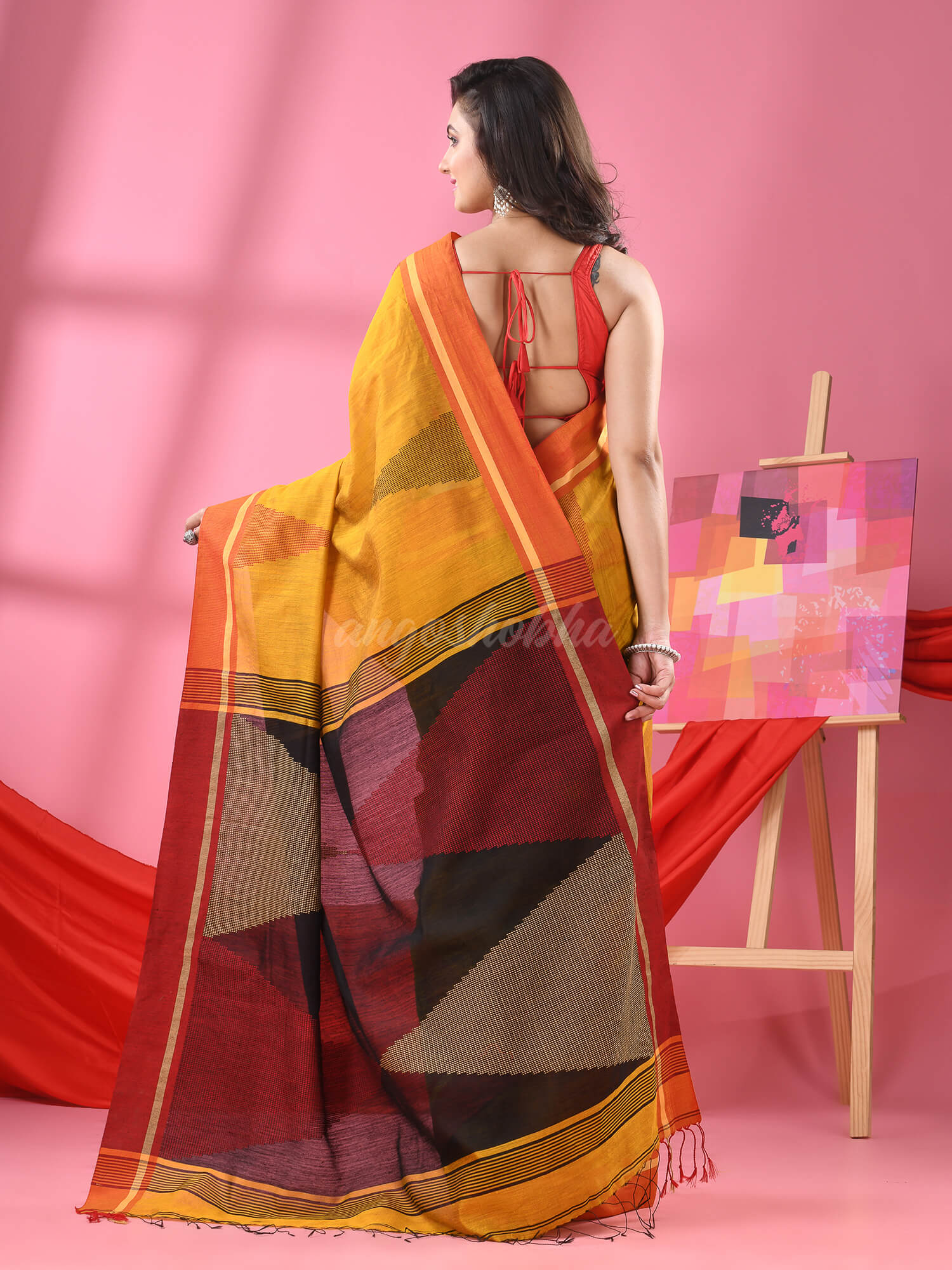Yellow Cotton Blend Temple Motive Handloom Saree