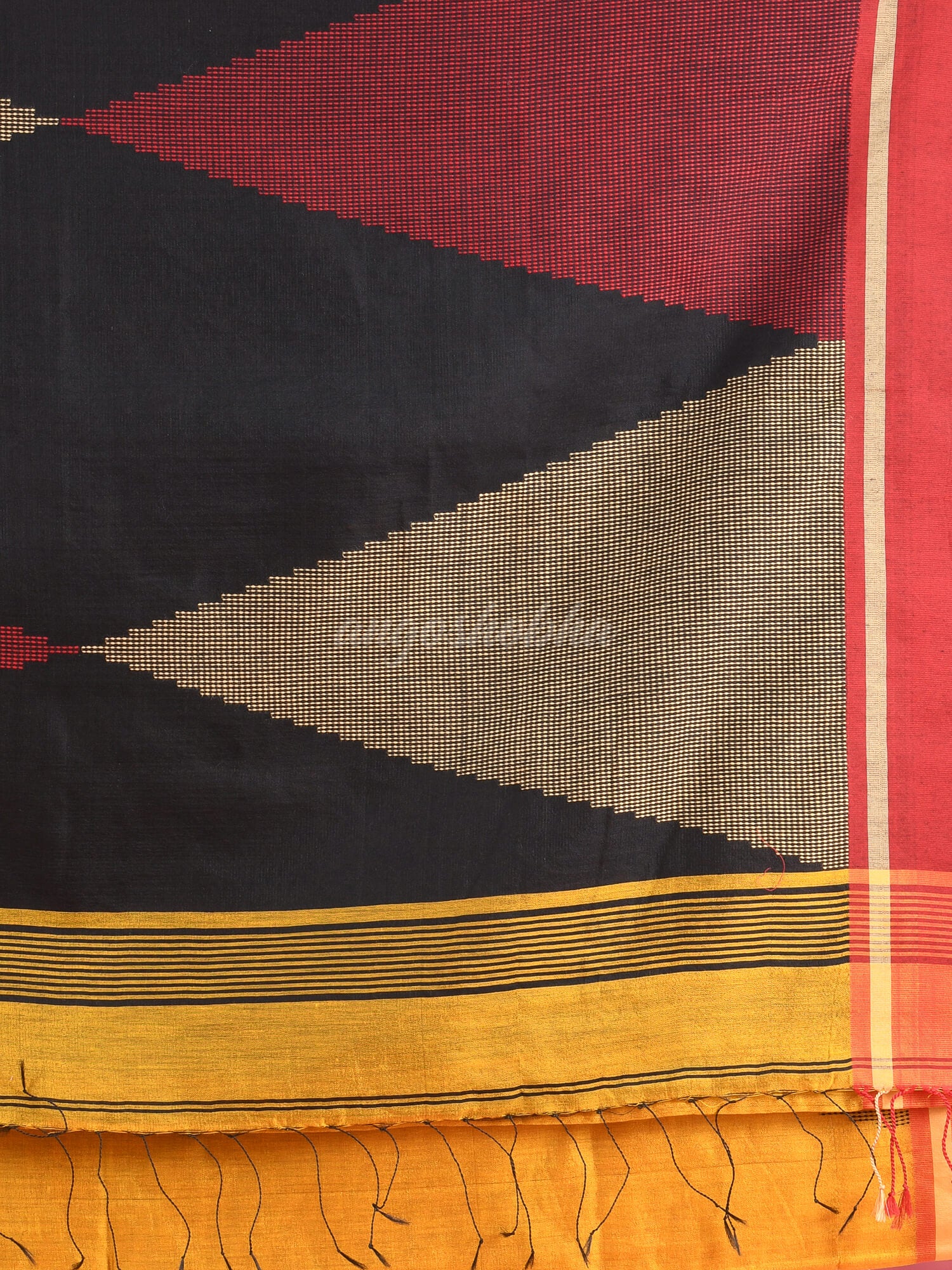 Yellow Cotton Blend Temple Motive Handloom Saree