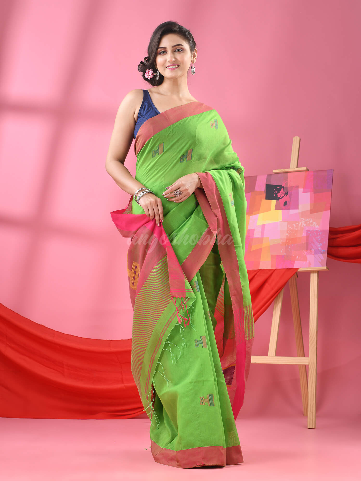 Green Cotton Blend All Body Laptop Motive Handloom Saree