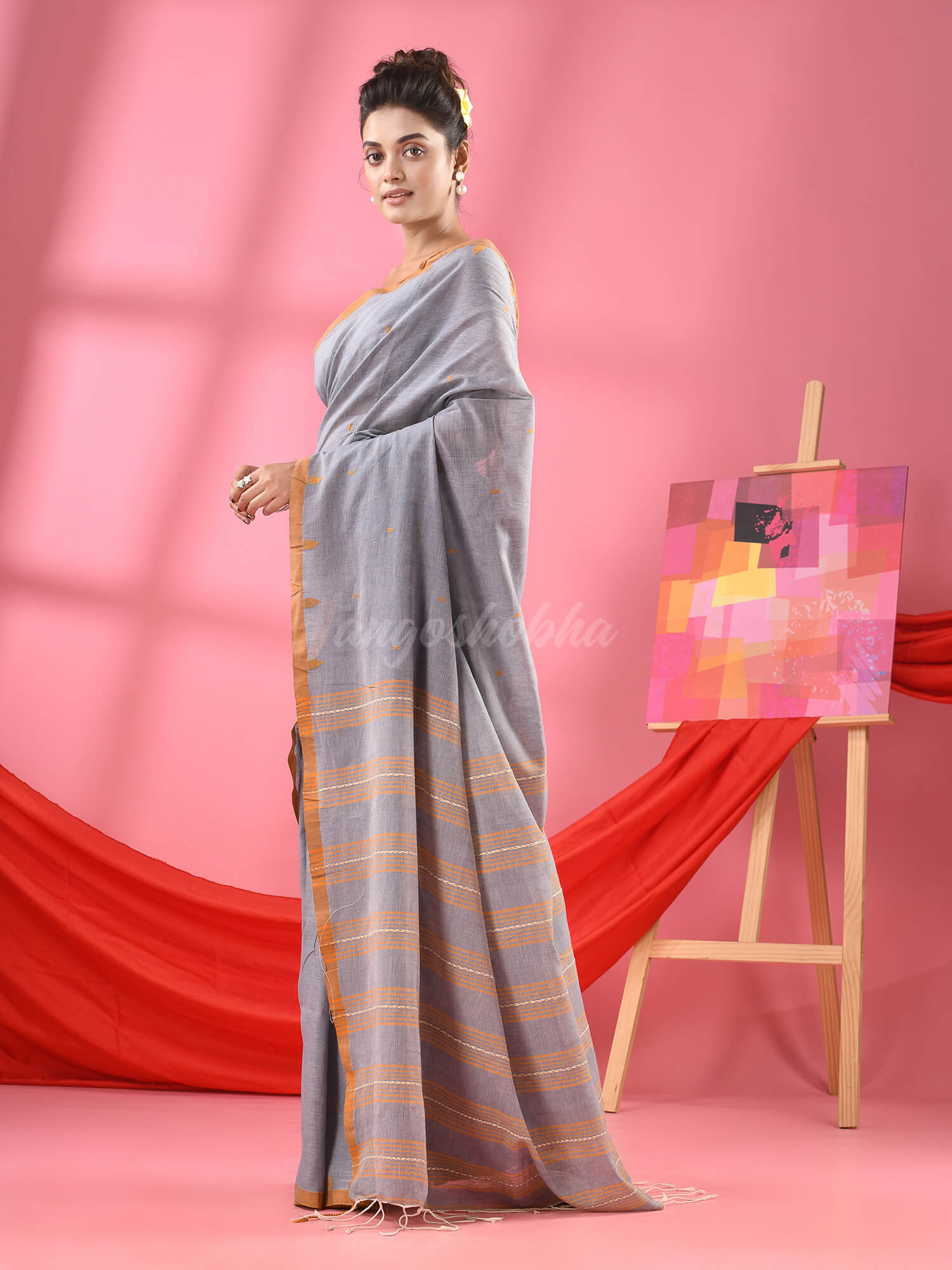 Silver Grey Cotton All Body Buti Handloom Saree