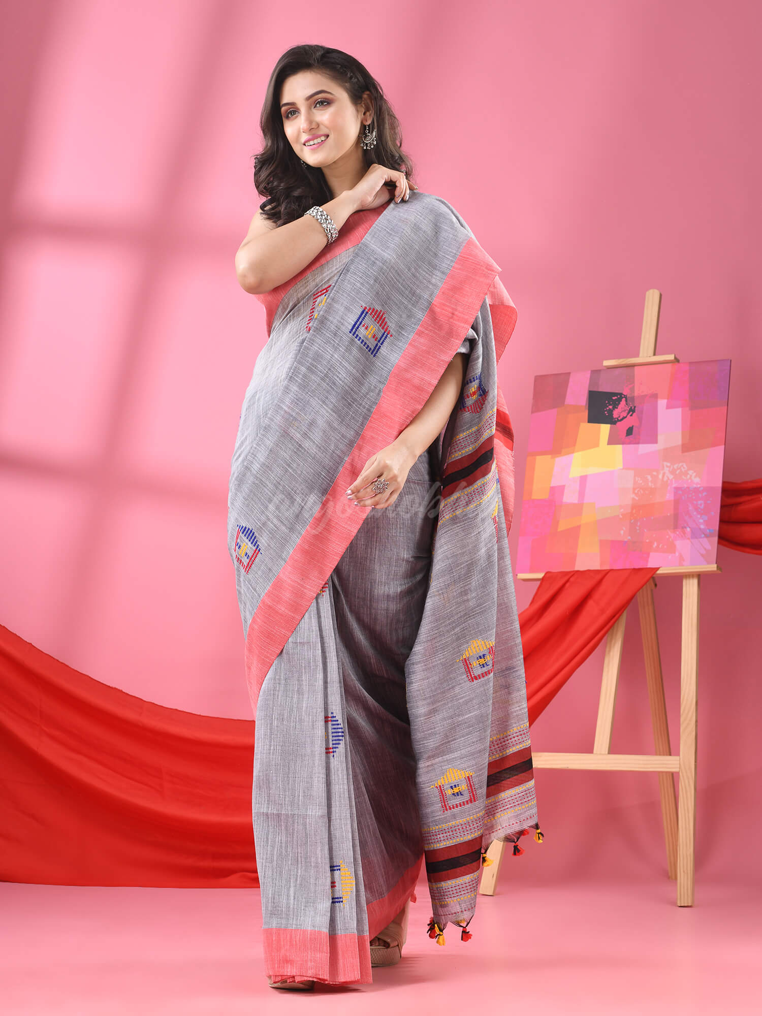 Silver Grey Cotton All Body Hut Motive Handloom Saree