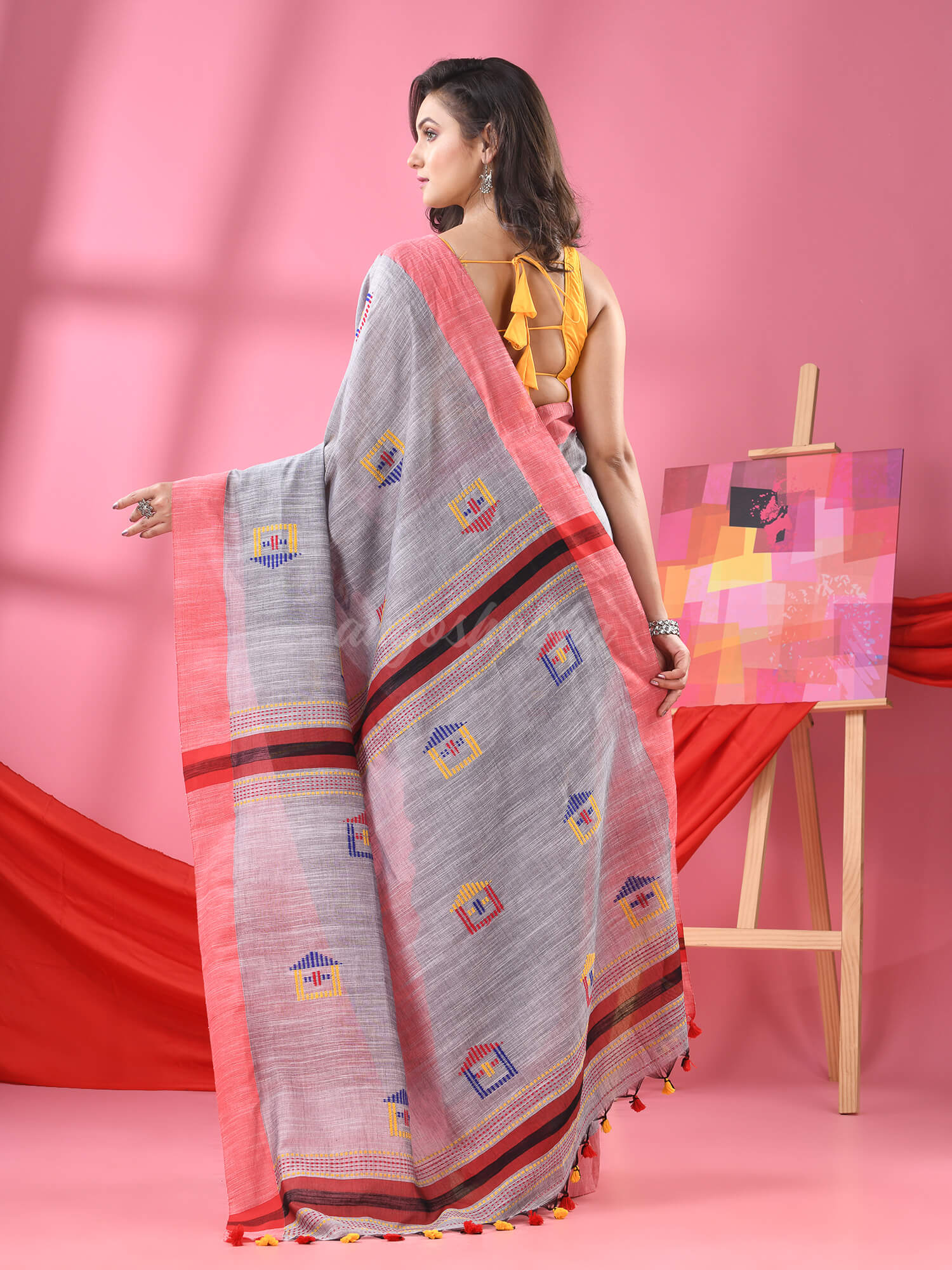 Silver Grey Cotton All Body Hut Motive Handloom Saree