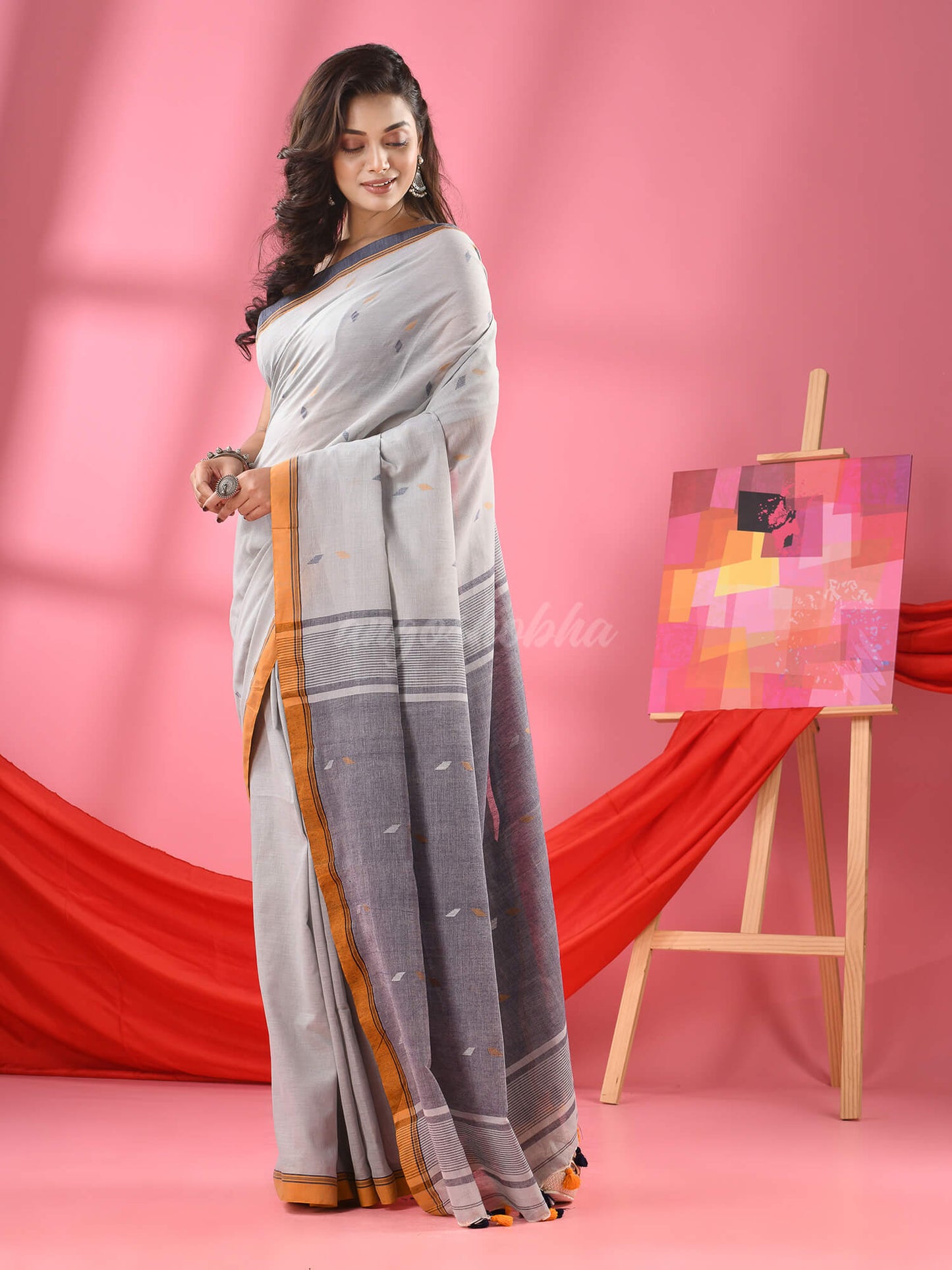 Ash Grey Cotton All Body Buti Handloom Saree