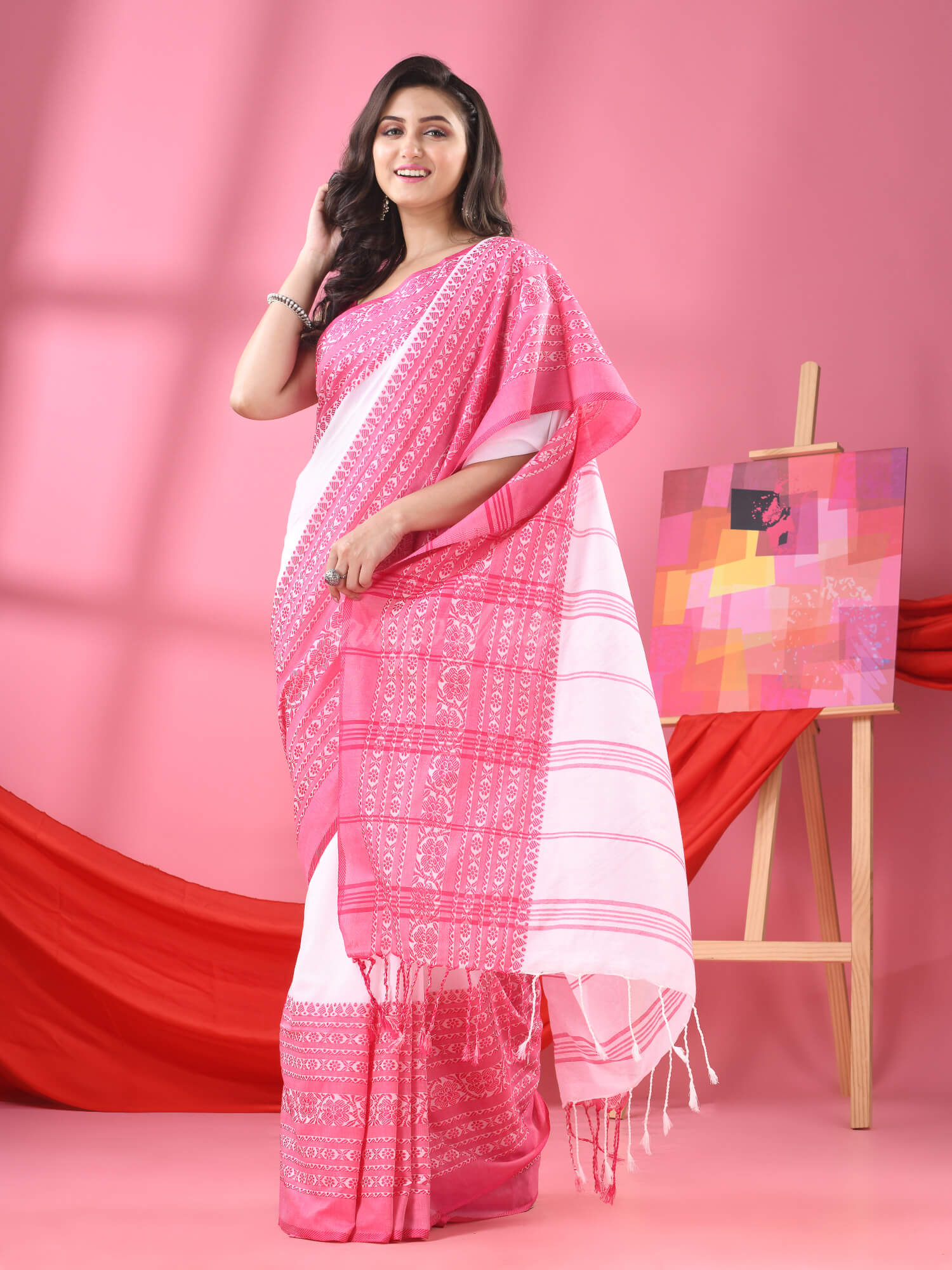 White Cotton Begumpuri Handloom Saree