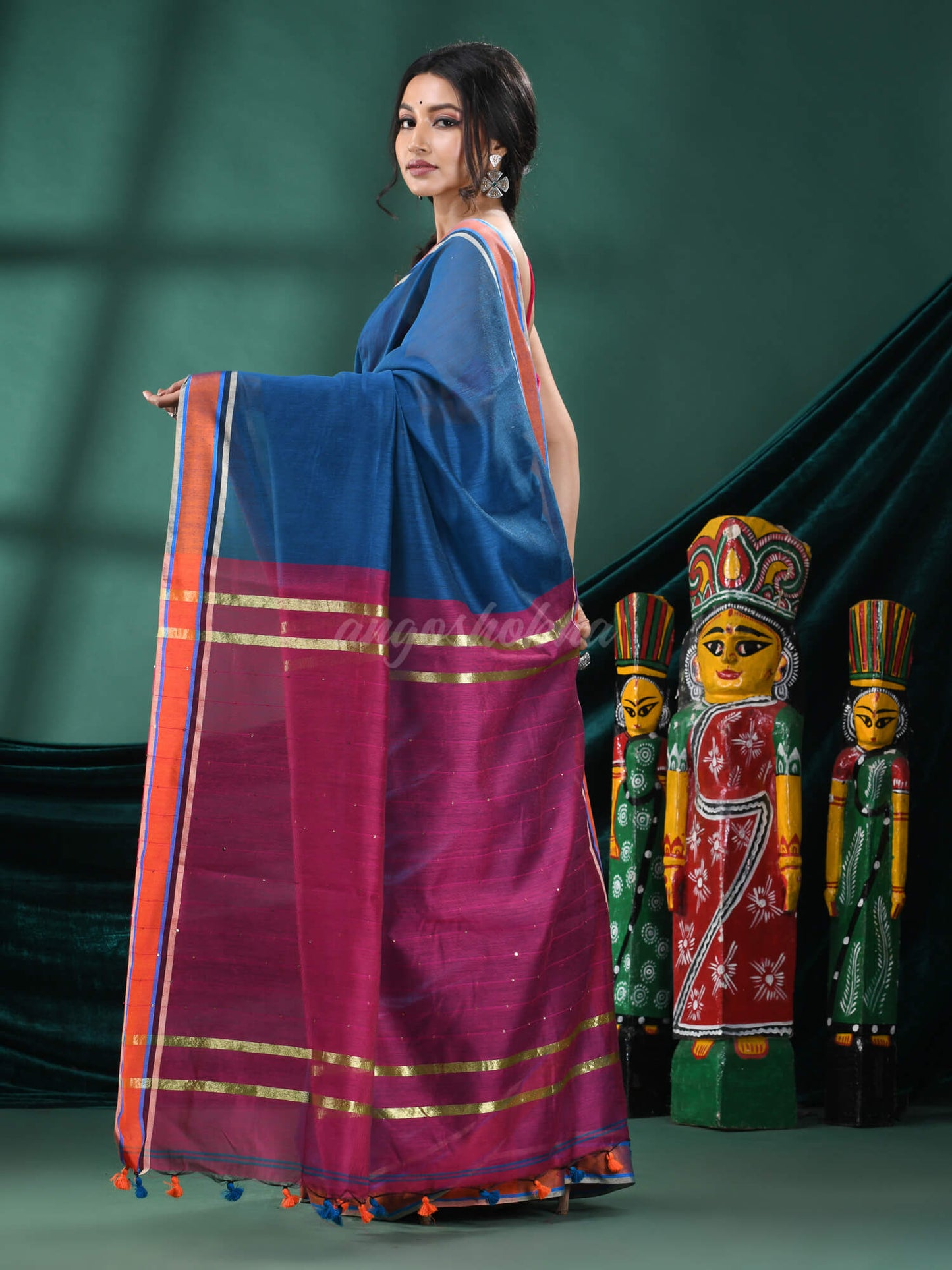 Tuequoise Cotton Blend Handloom Saree