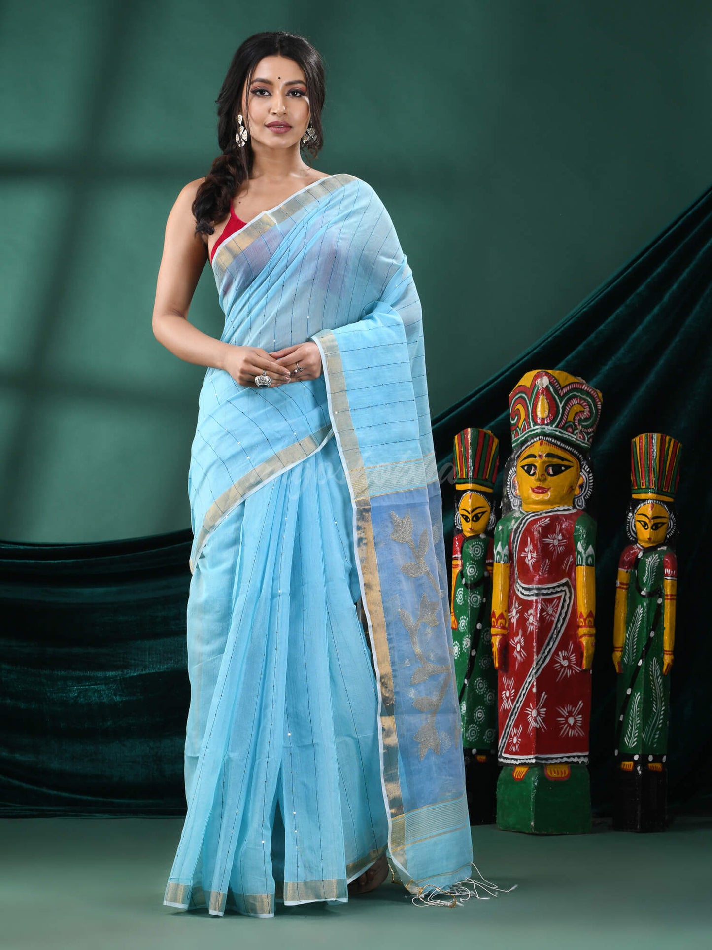 Sky Blue Cotton Blend Handloom Saree