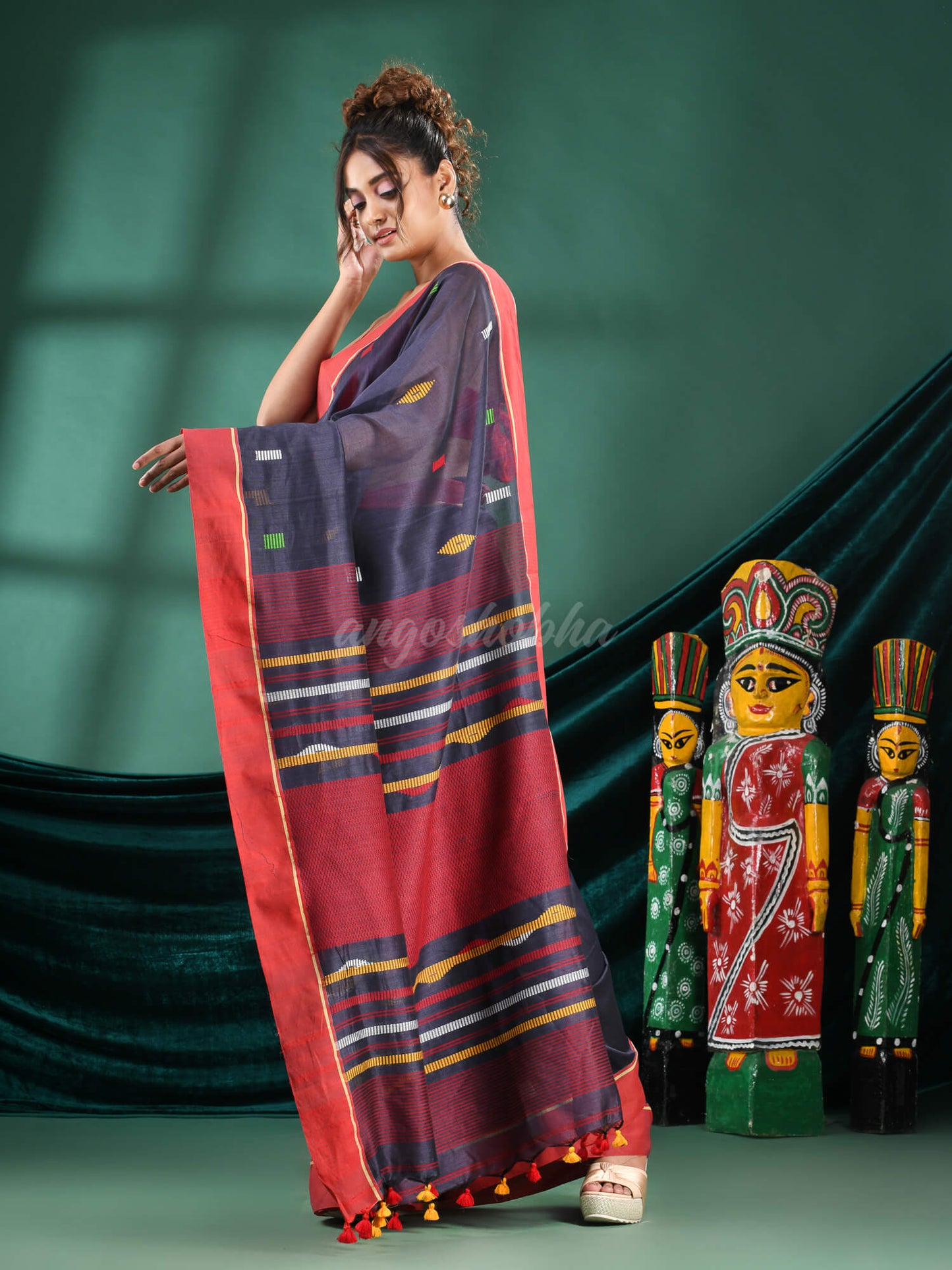 Silet Grey  Cotton Handloom Saree