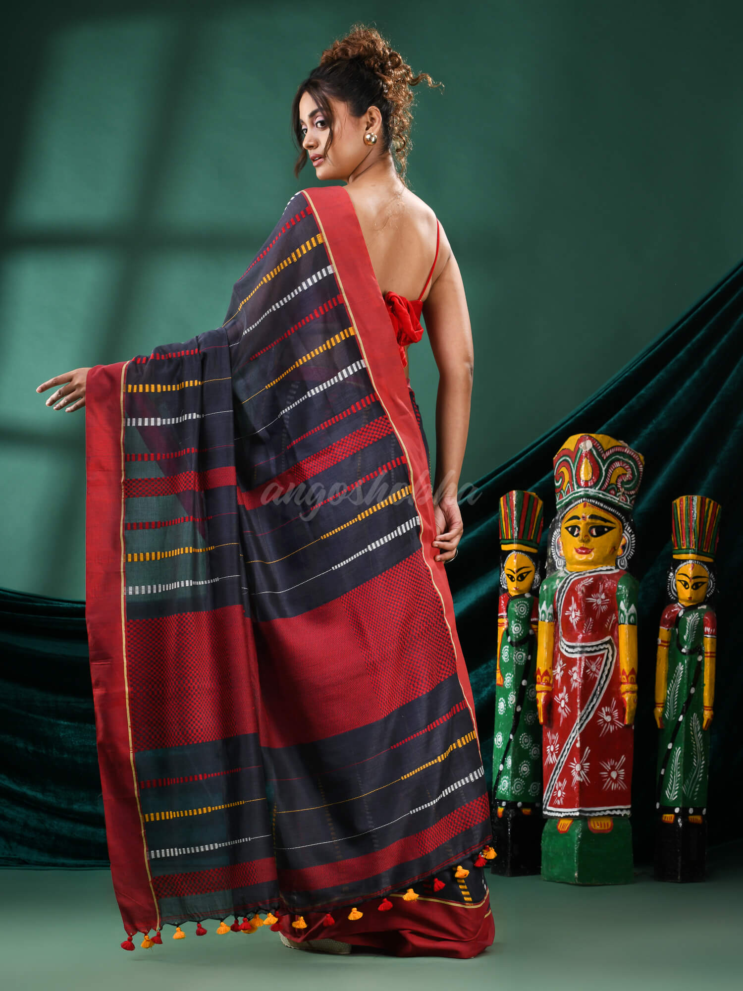 Silet Grey Cotton Handloom Saree