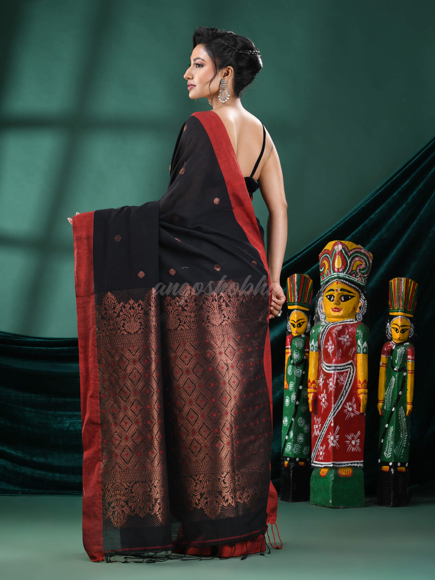 buy Black Cotton Handloom Saree