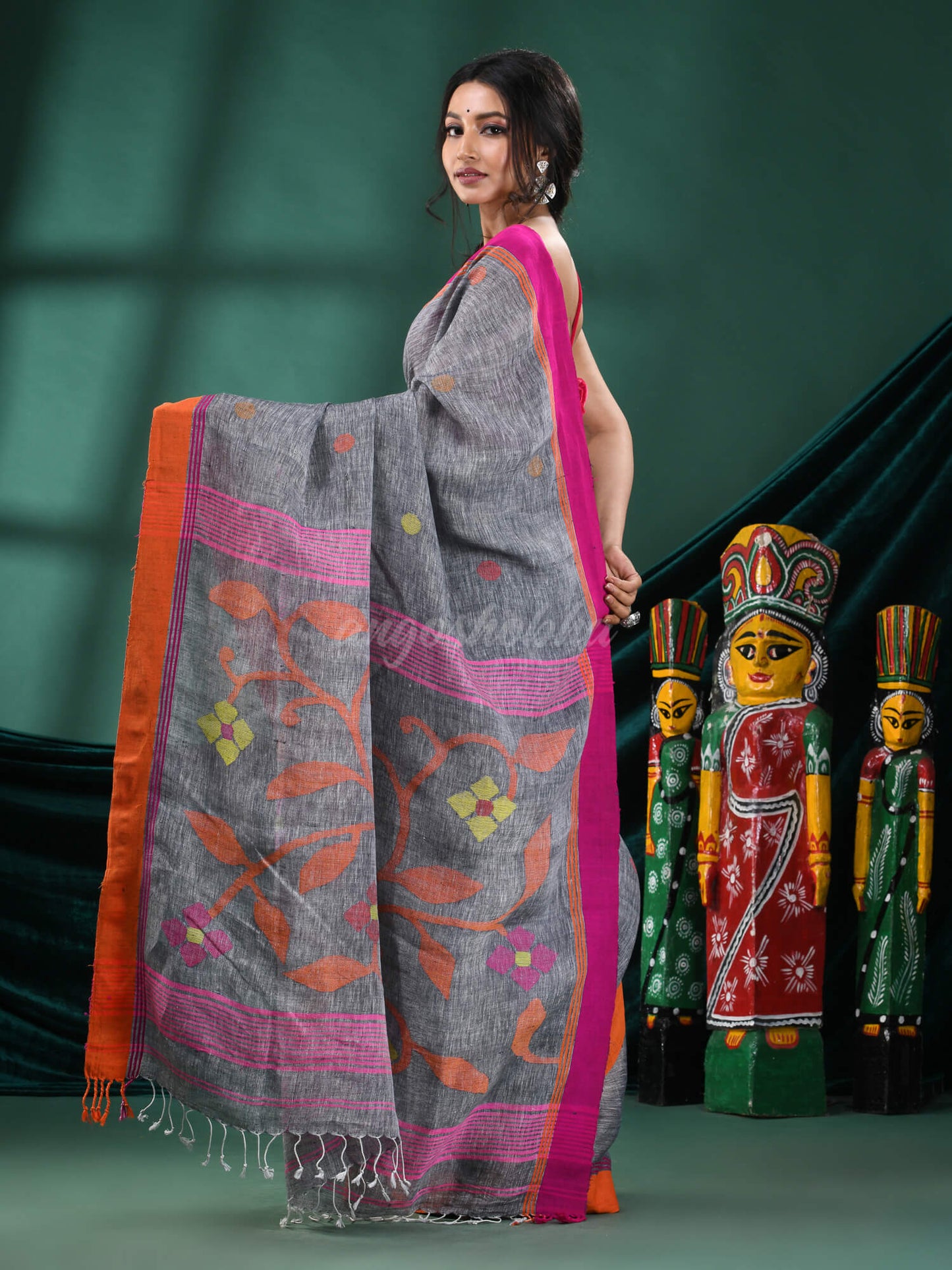 Grey Linen Handloom Saree