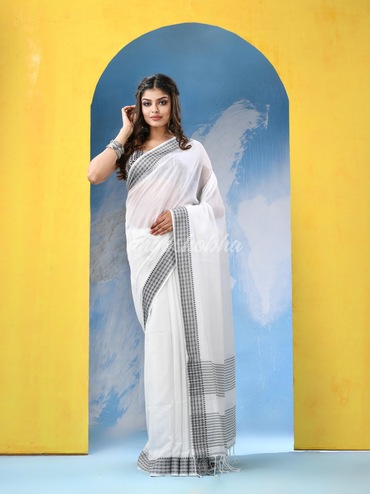 White Cotton Pallu Stripe Handloom Saree