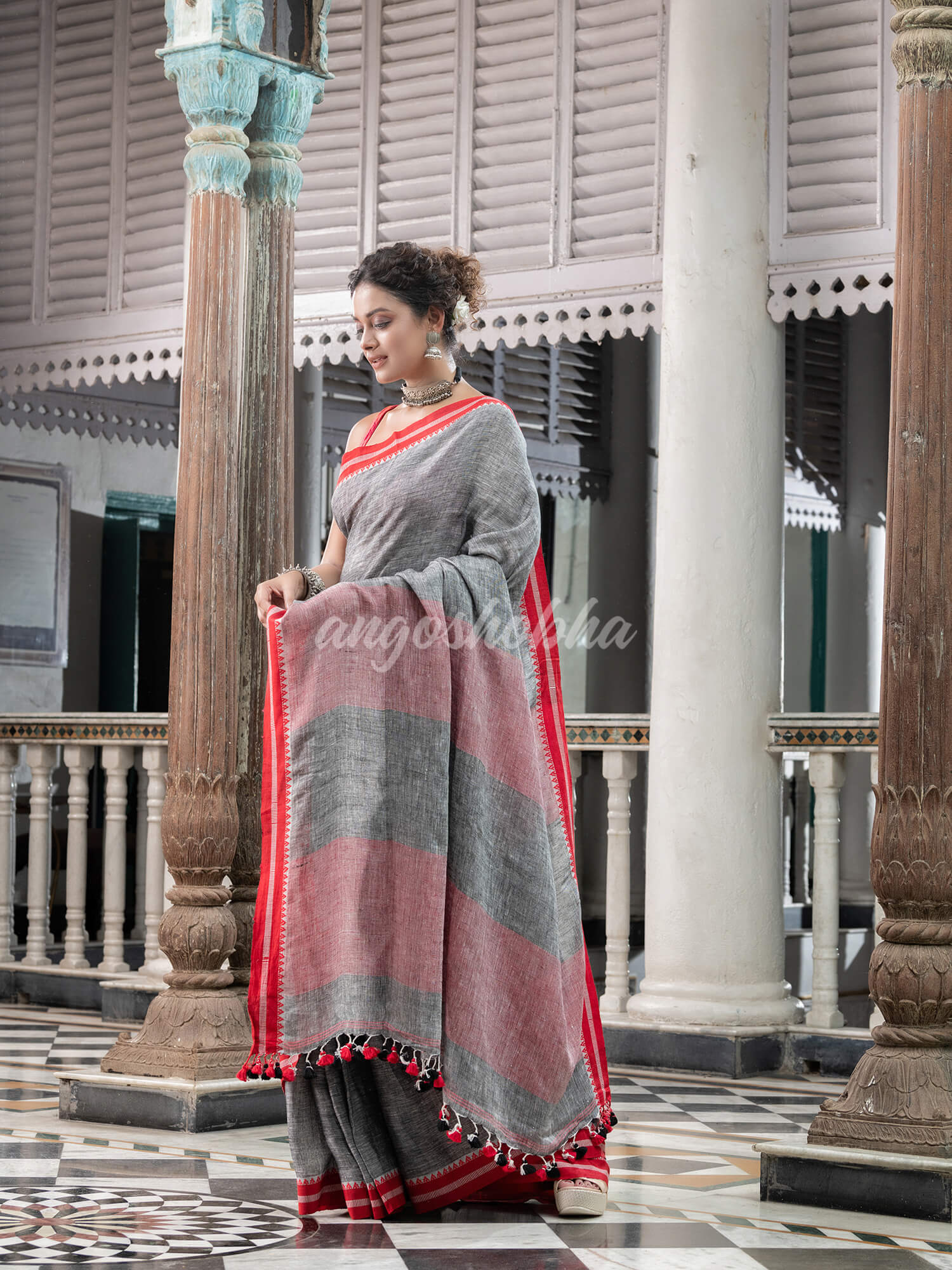 Grey Linen Handloom Saree