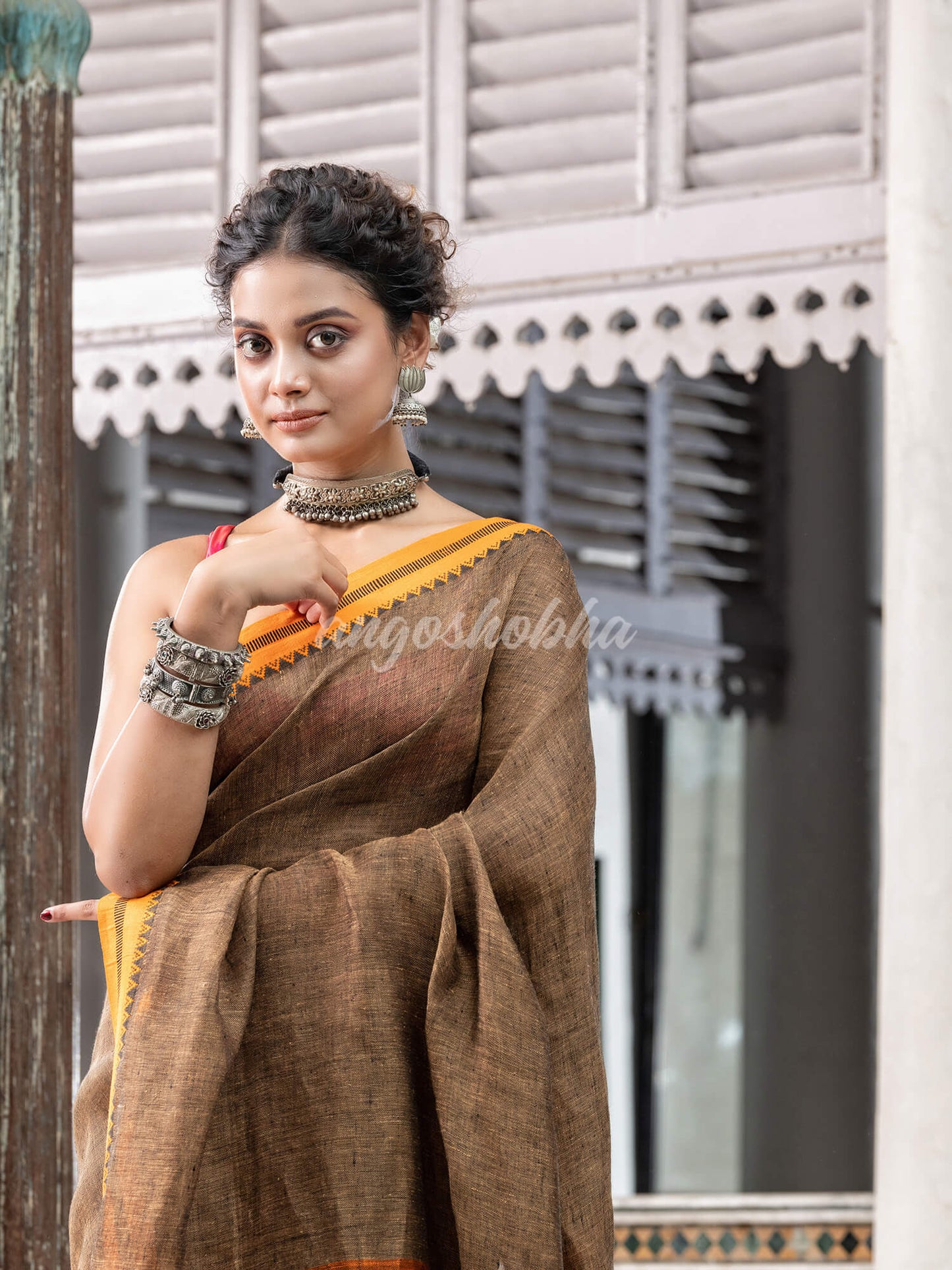 beautiful Brown Linen Handloom Saree